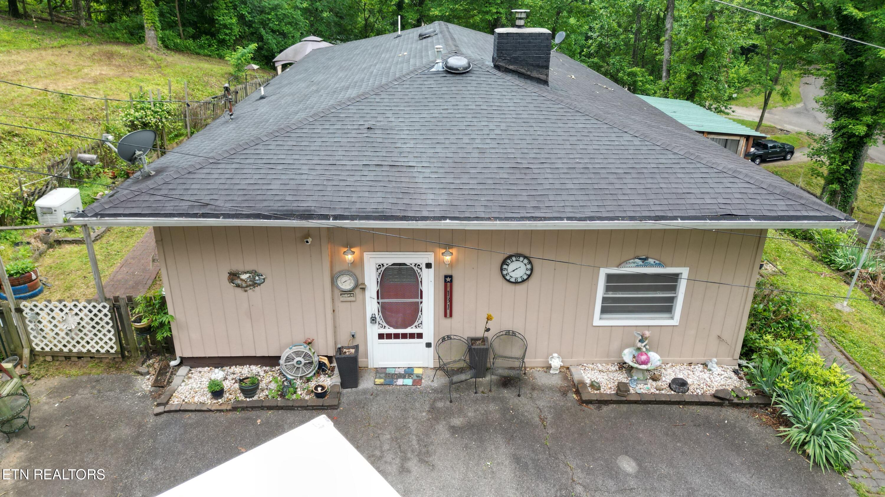 131 Scott. Road Harriman TN 37748
