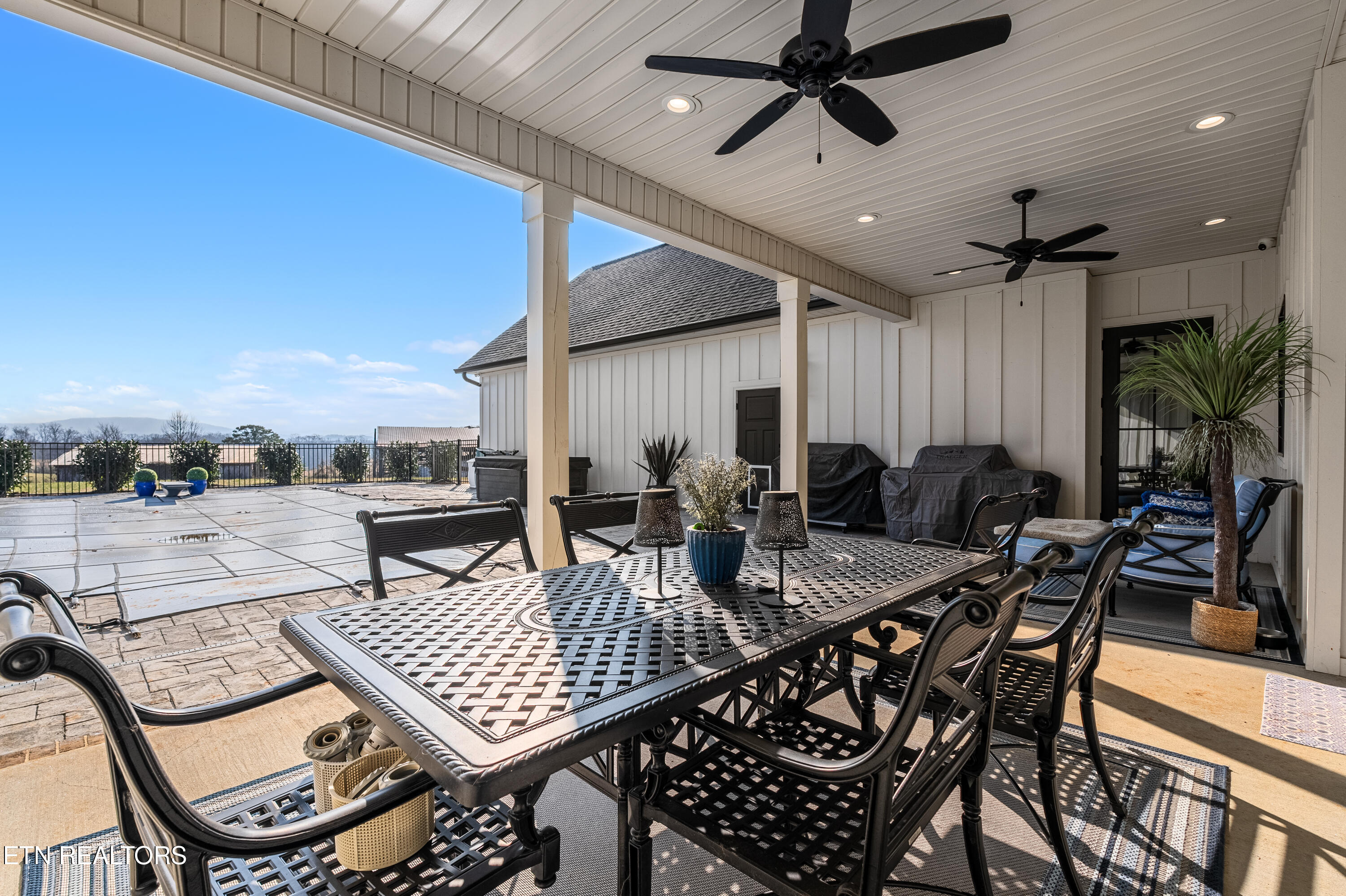 901 Lynnwood Drive Greenback TN 37742
