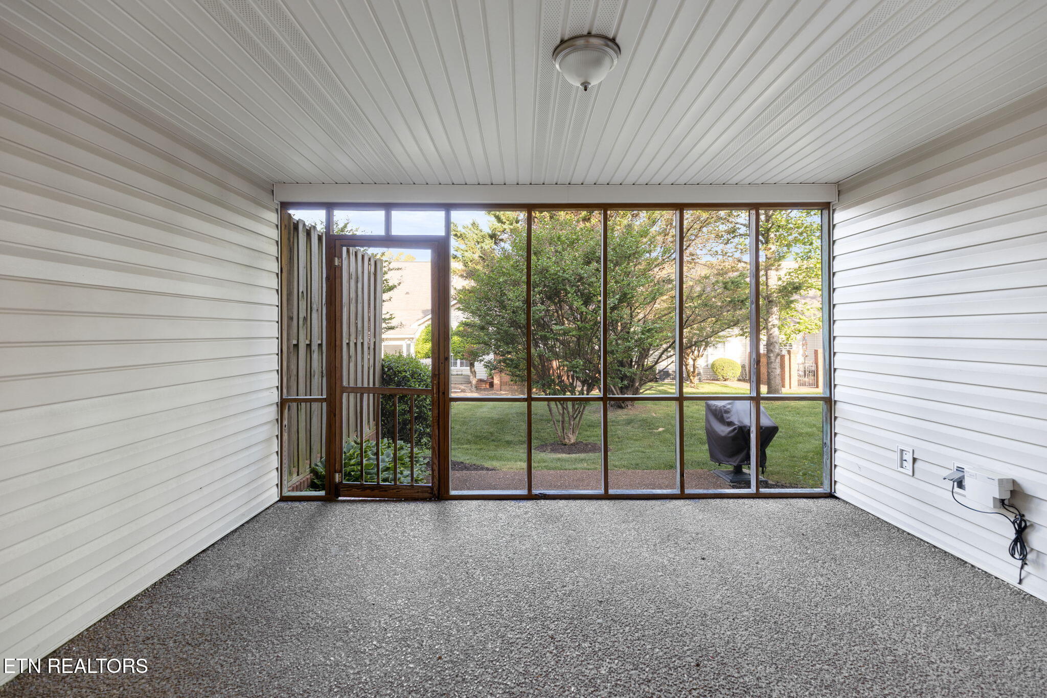 2427 Queens Lace Trail Chattanooga TN 37421