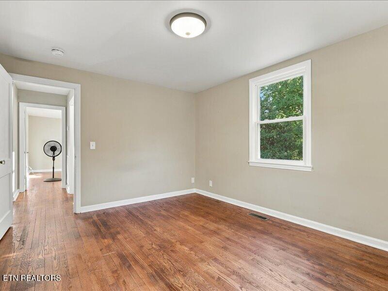 1238 E Moody Avenue Knoxville TN 37920