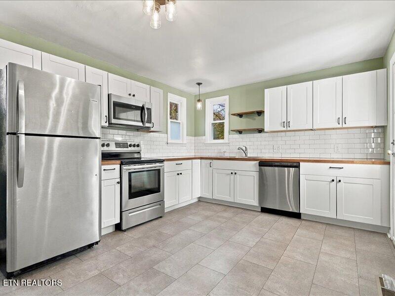 1238 E Moody Avenue Knoxville TN 37920