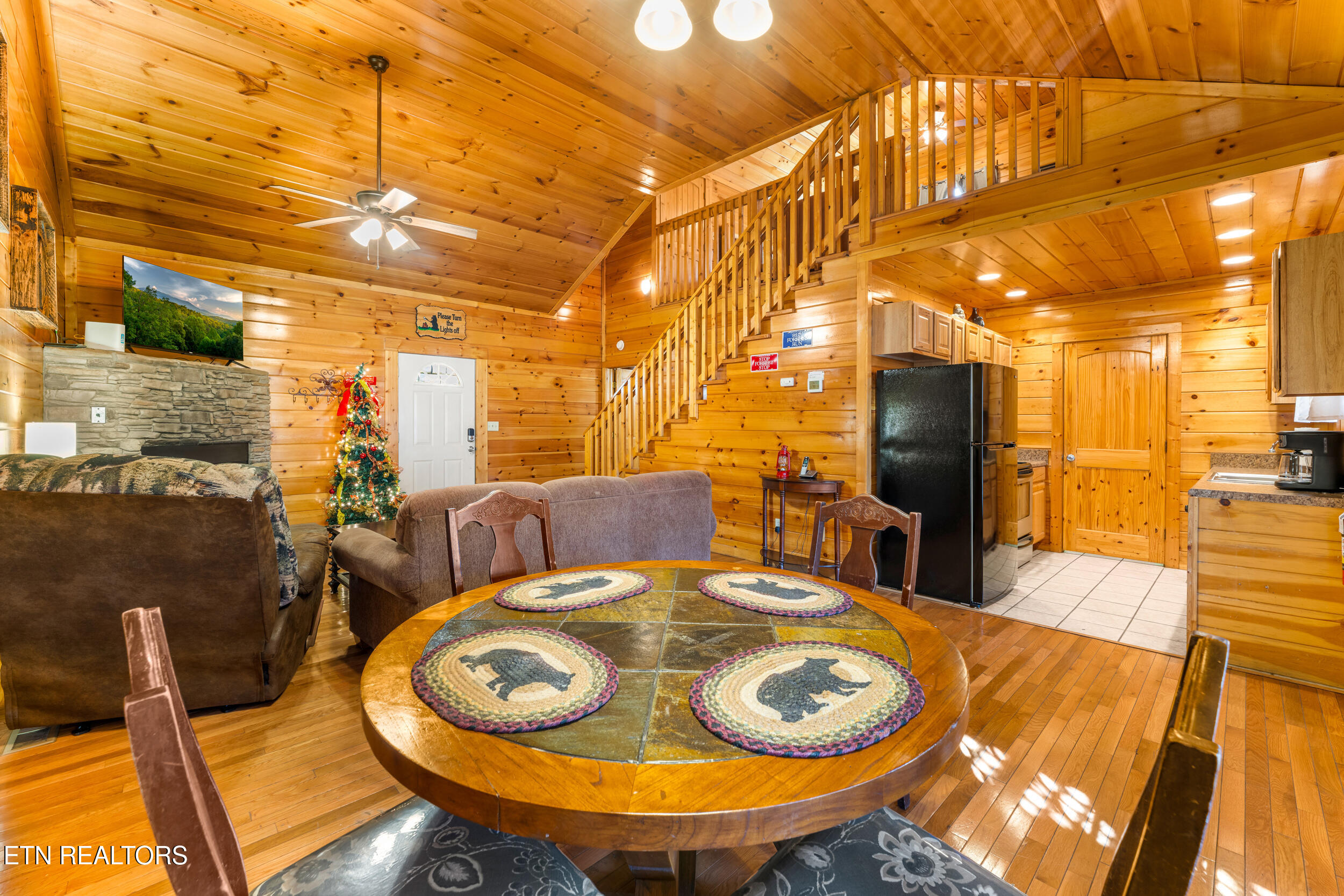 514 Laural Mountain Road Gatlinburg TN 37738