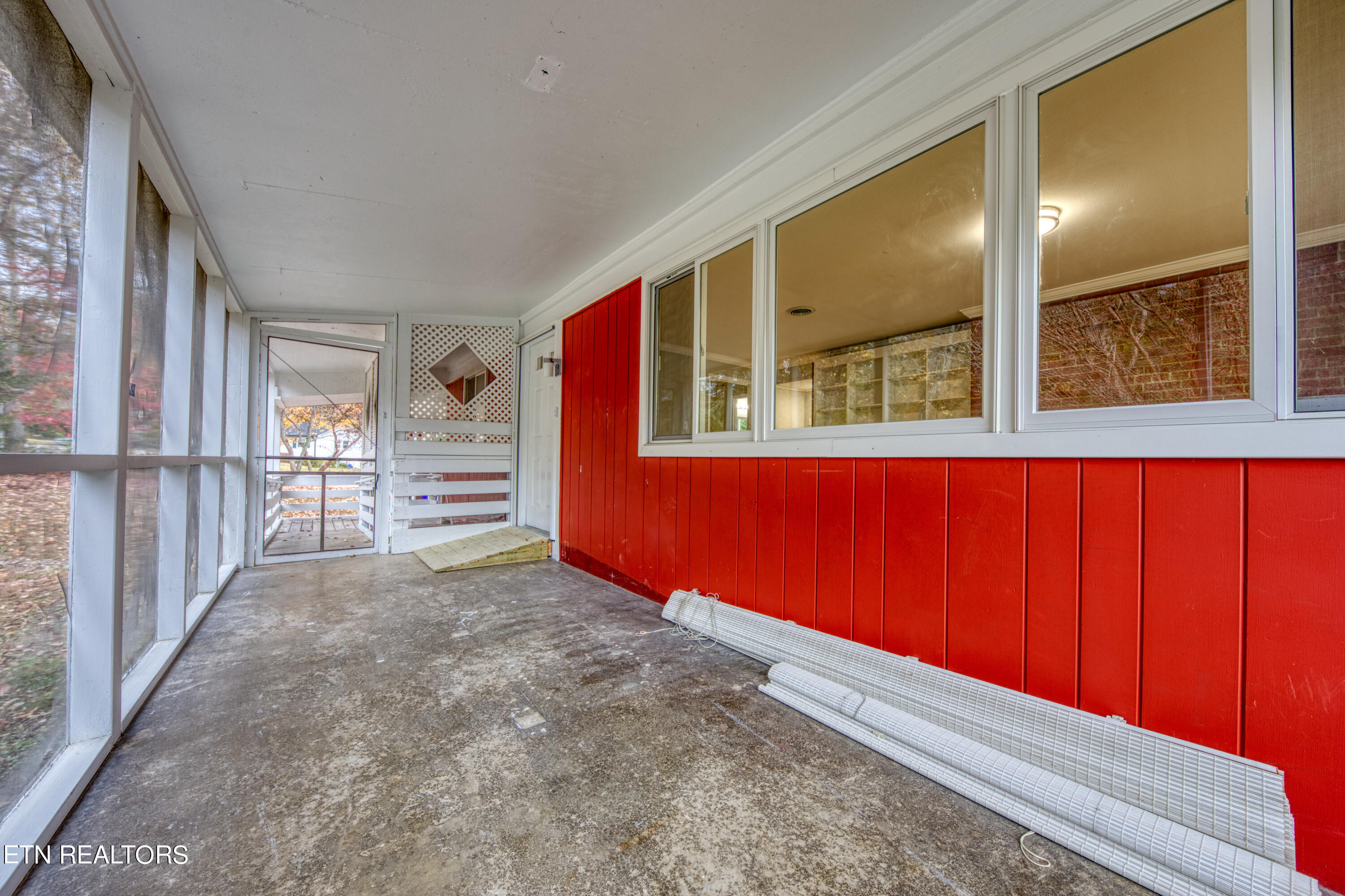100 Ontario Lane Oak Ridge TN 37830