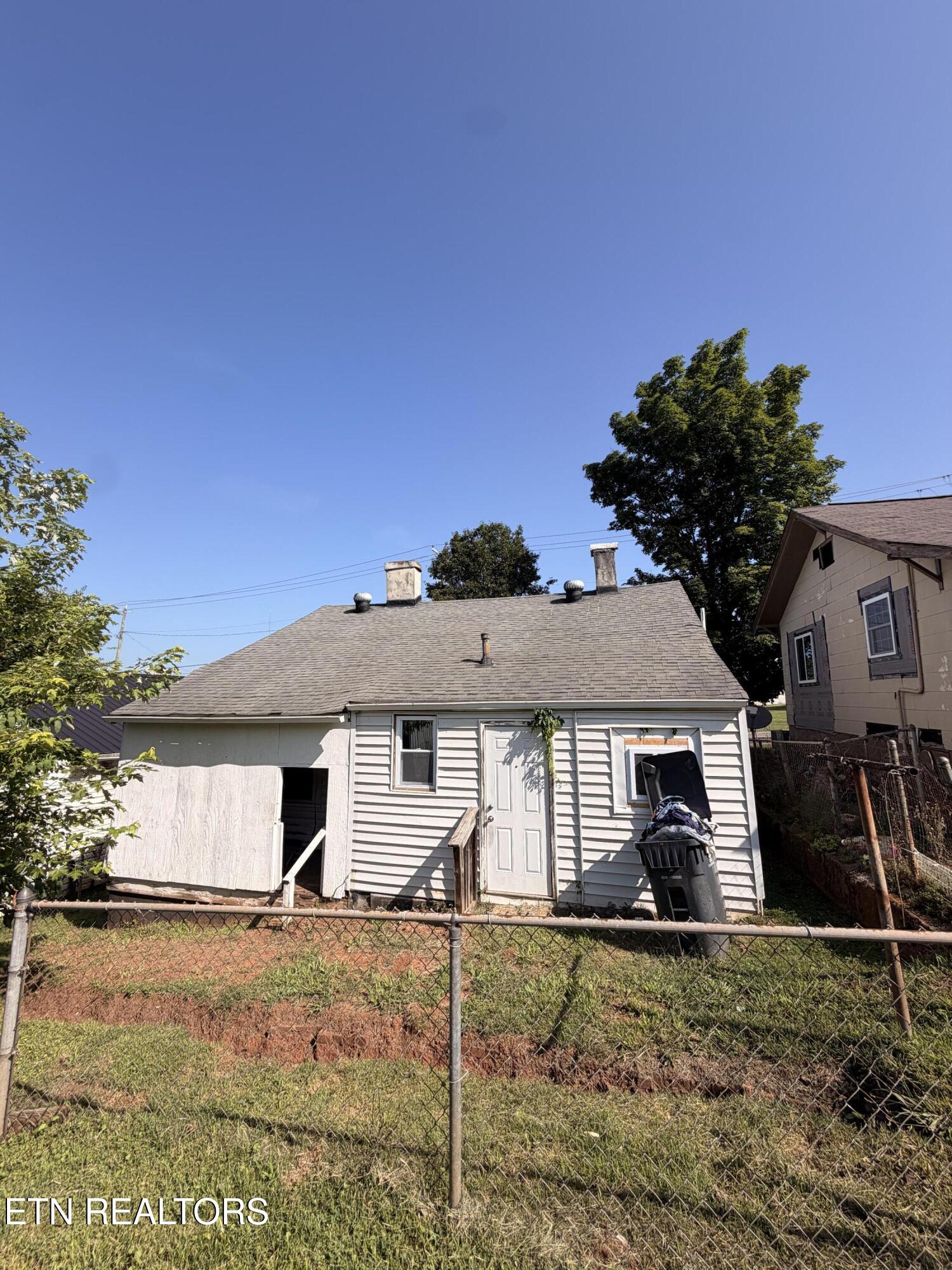 1512 Mitchell Street Knoxville TN 37917