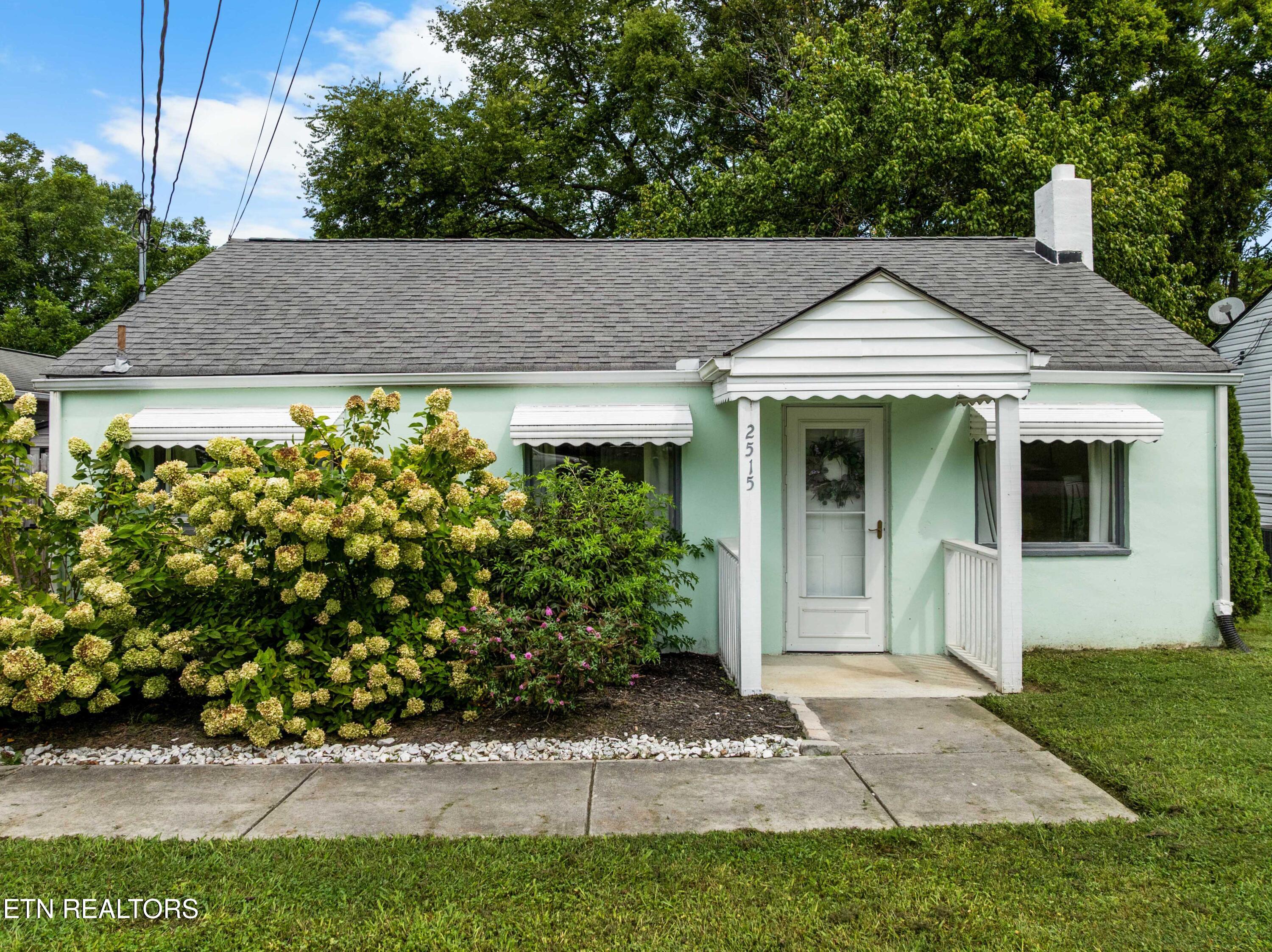 2515 Seymour Avenue Knoxville TN 37917