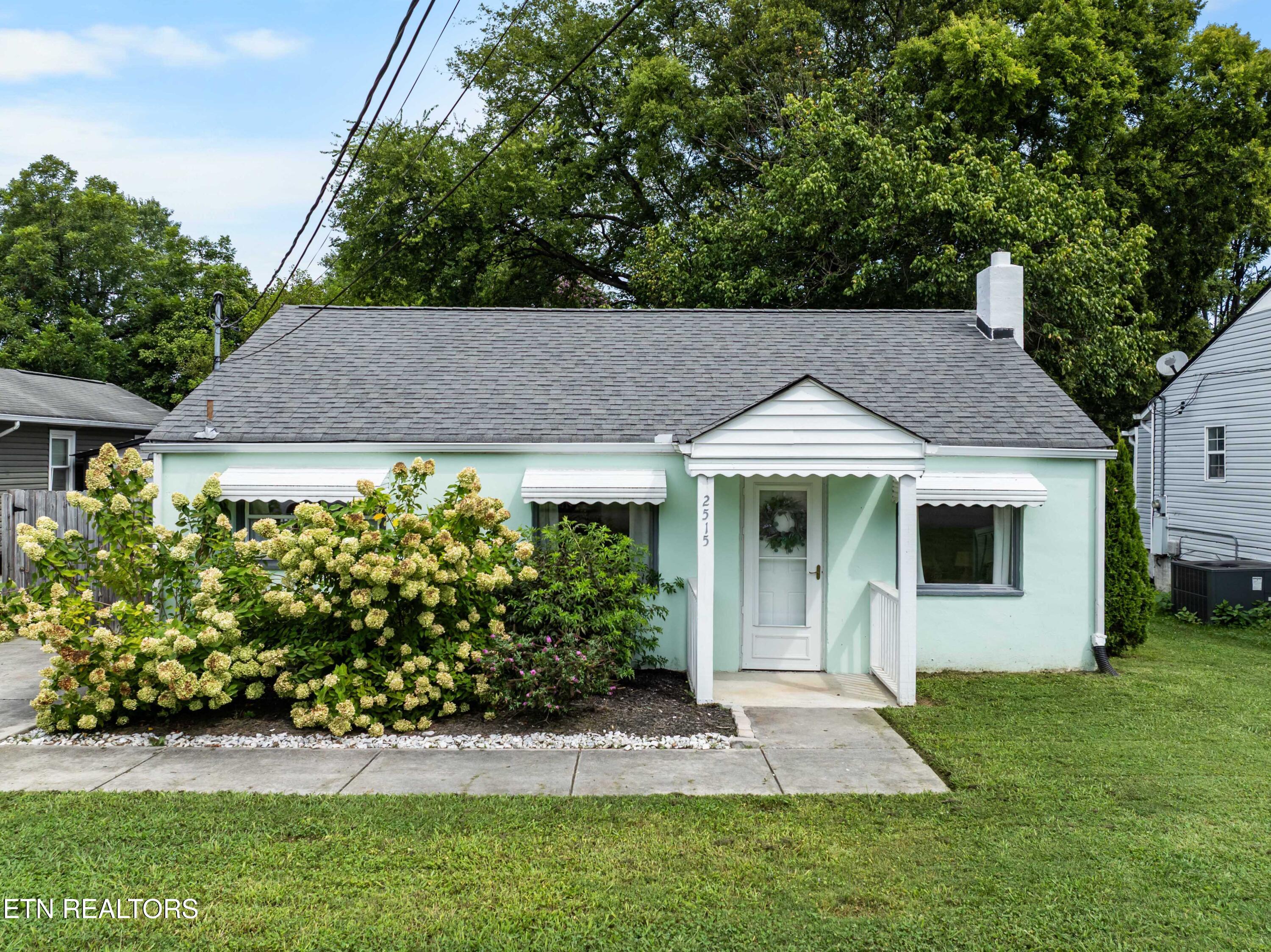 2515 Seymour Avenue Knoxville TN 37917