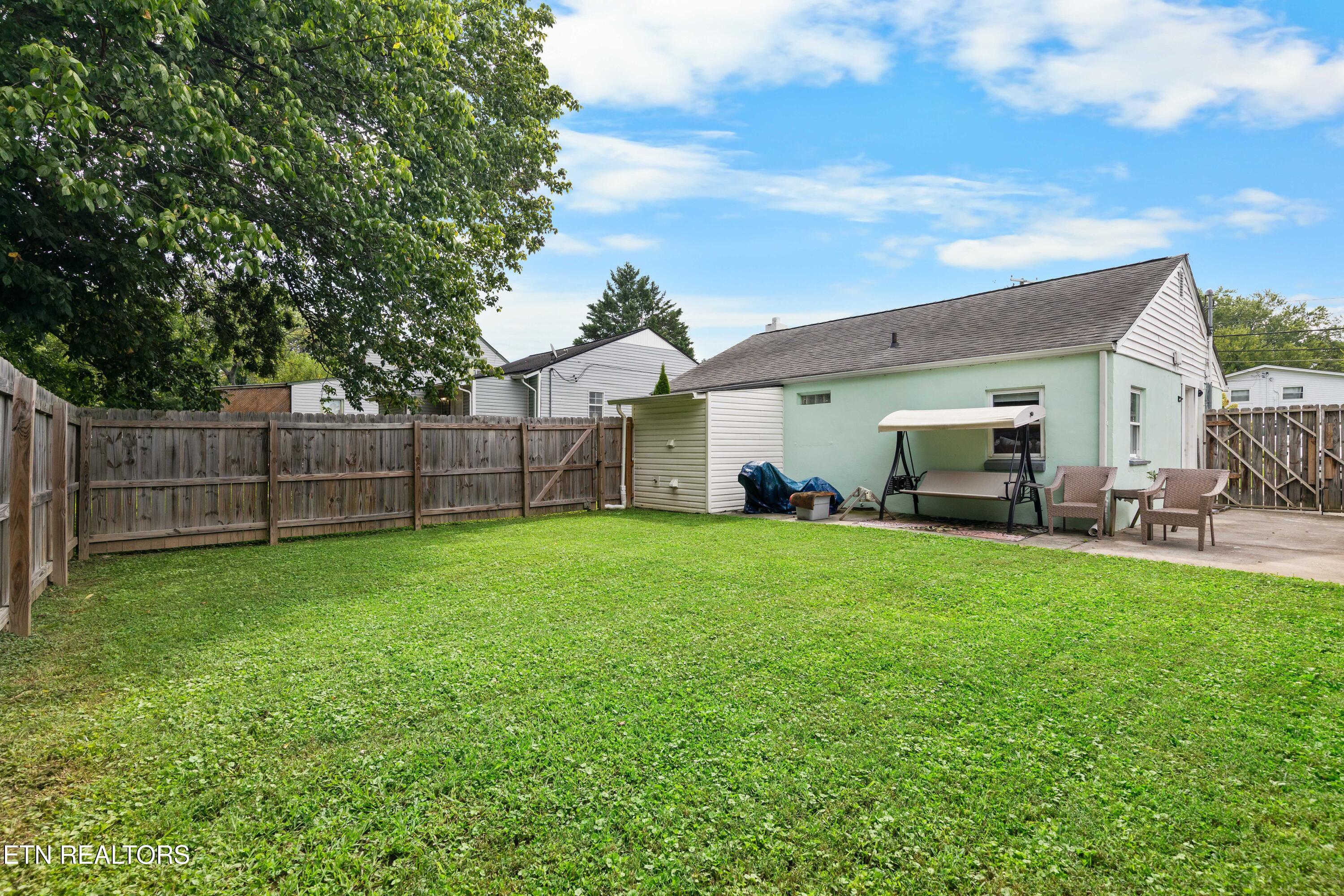 2515 Seymour Avenue Knoxville TN 37917