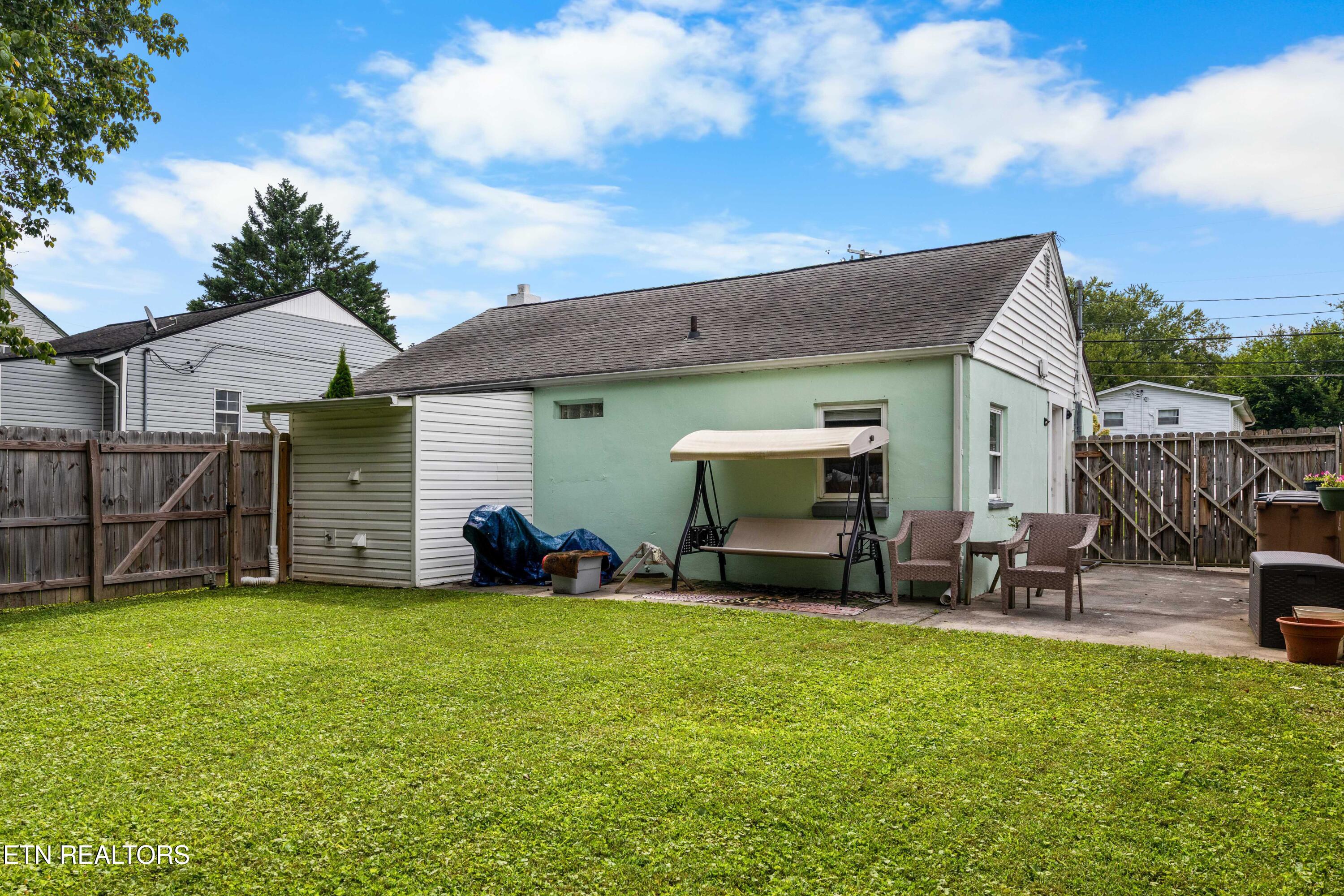2515 Seymour Avenue Knoxville TN 37917