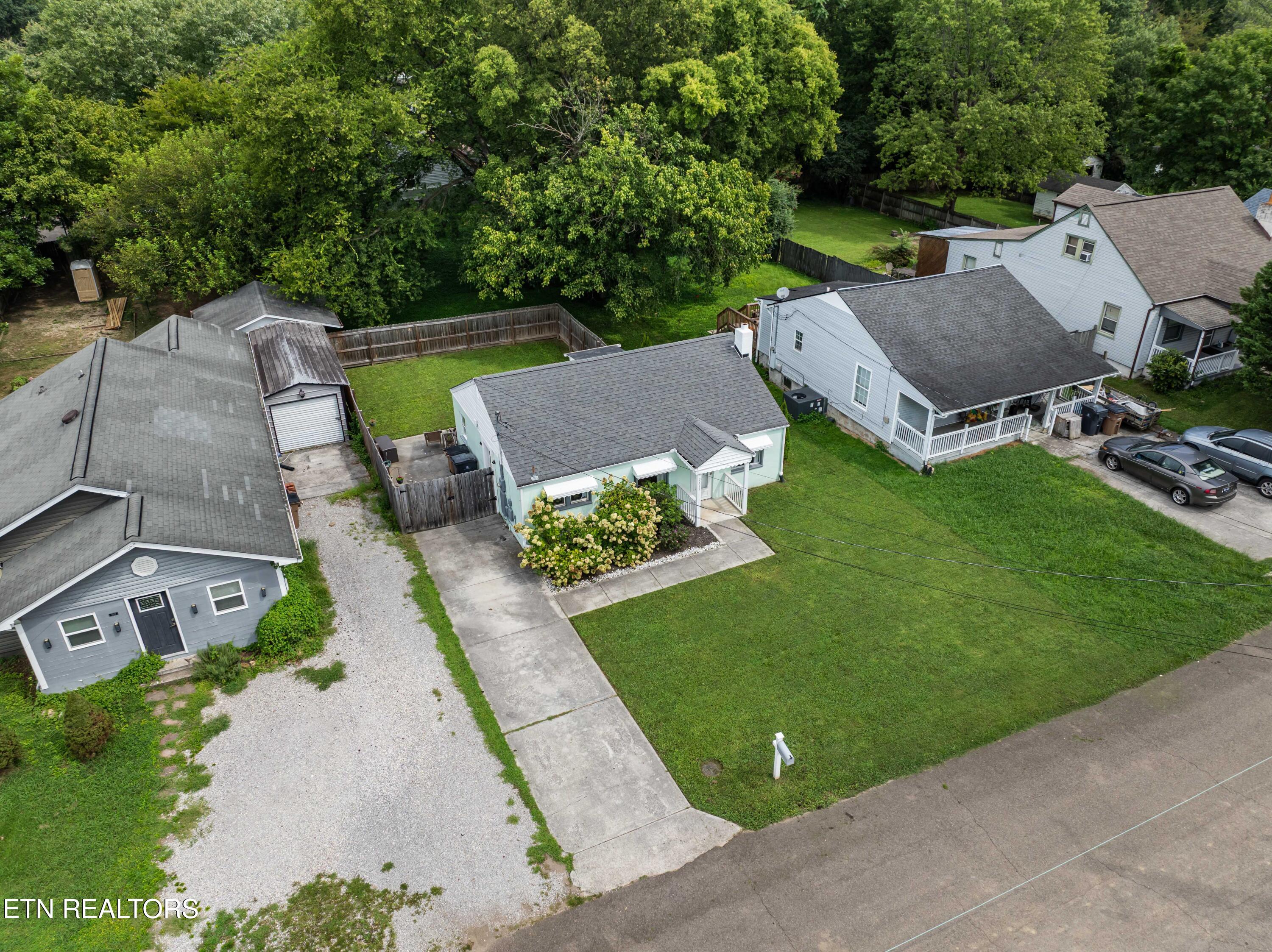 2515 Seymour Avenue Knoxville TN 37917