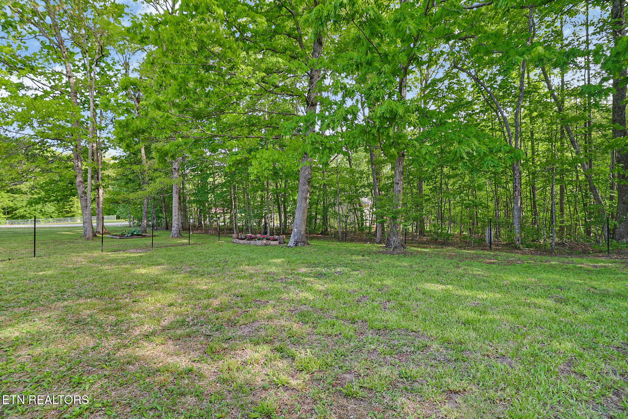 1004 Colony Road Grimsley TN 38565