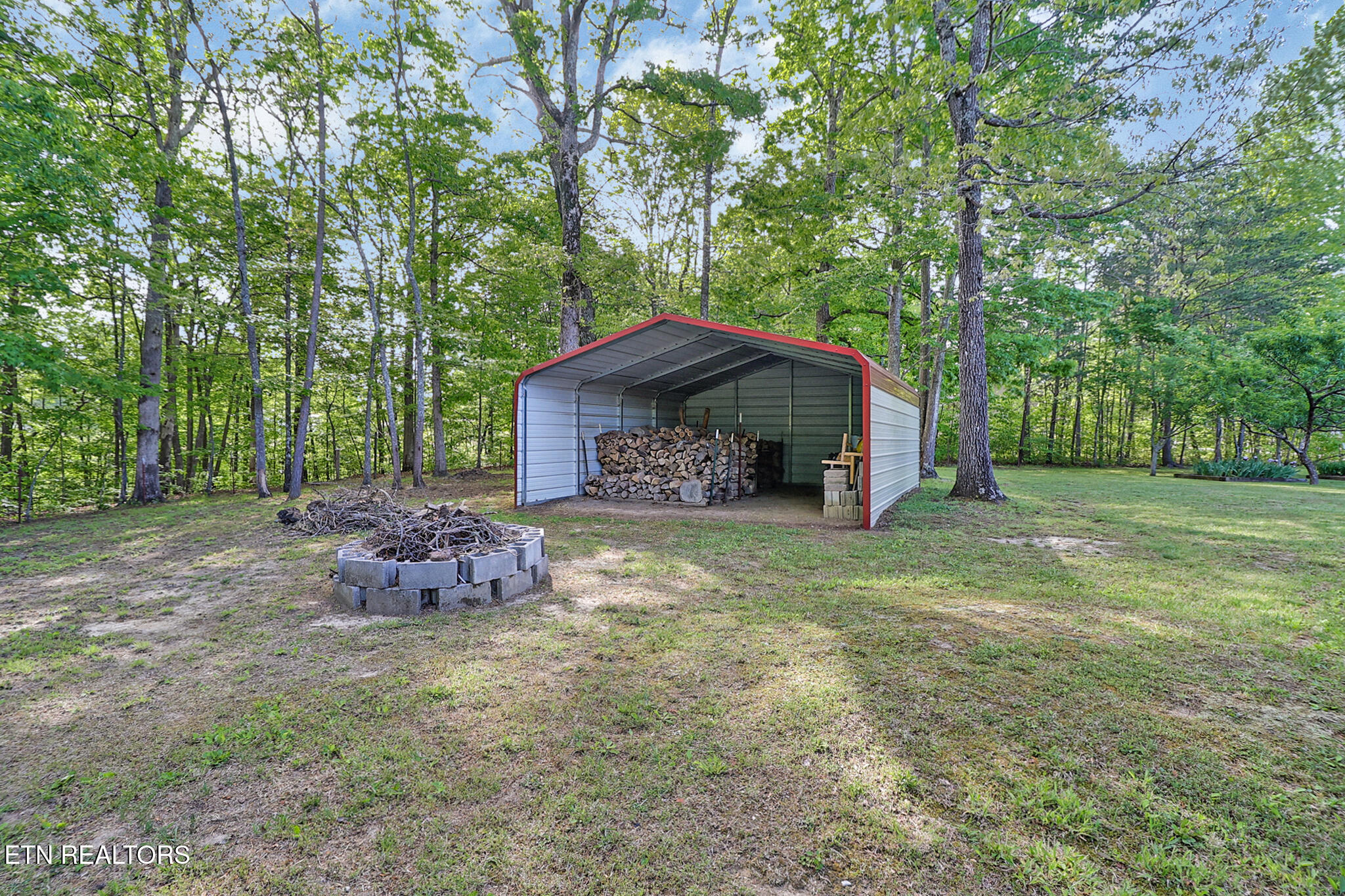 1004 Colony Road Grimsley TN 38565