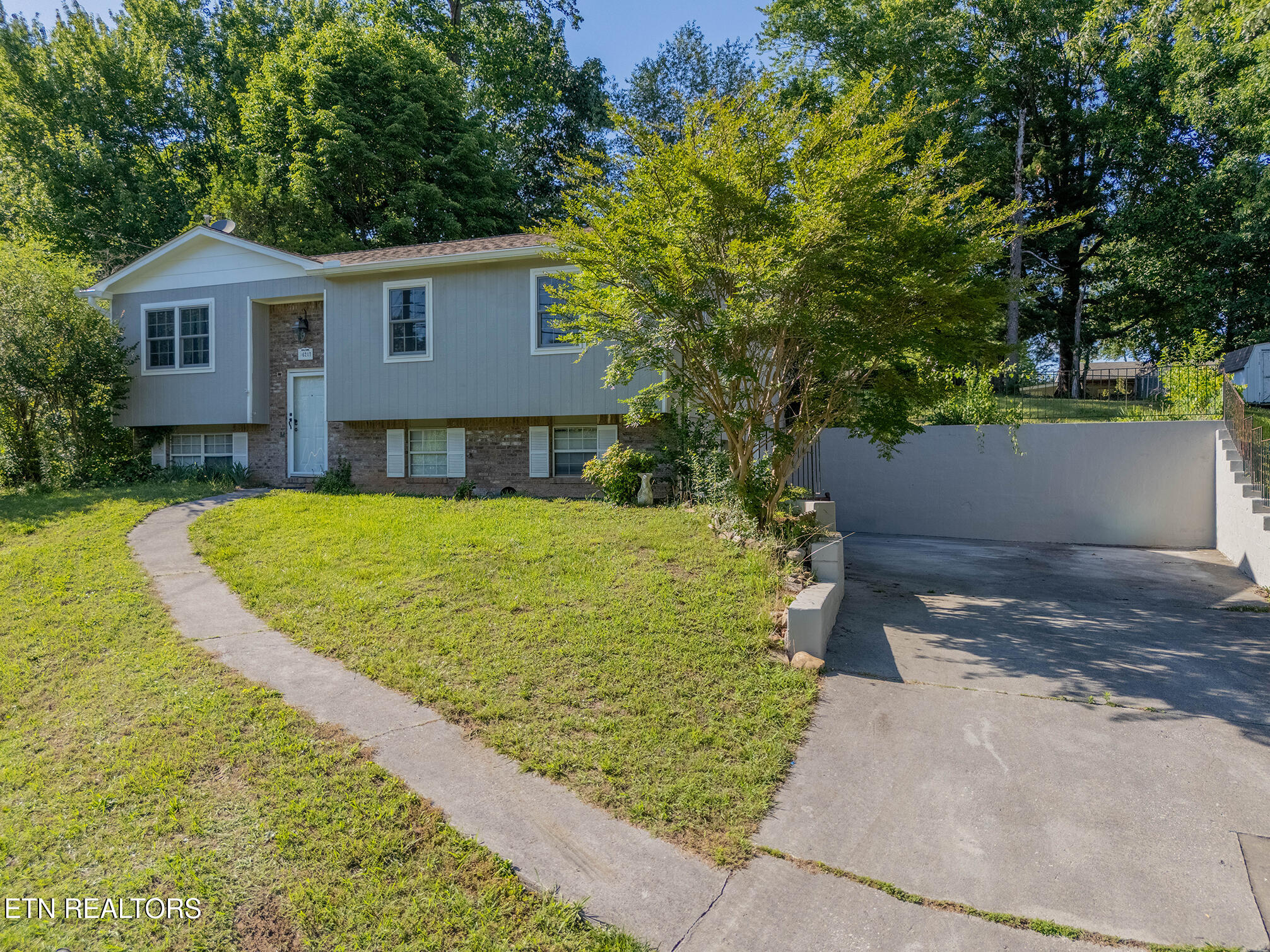 6217 Starhurst Drive Knoxville TN 37921