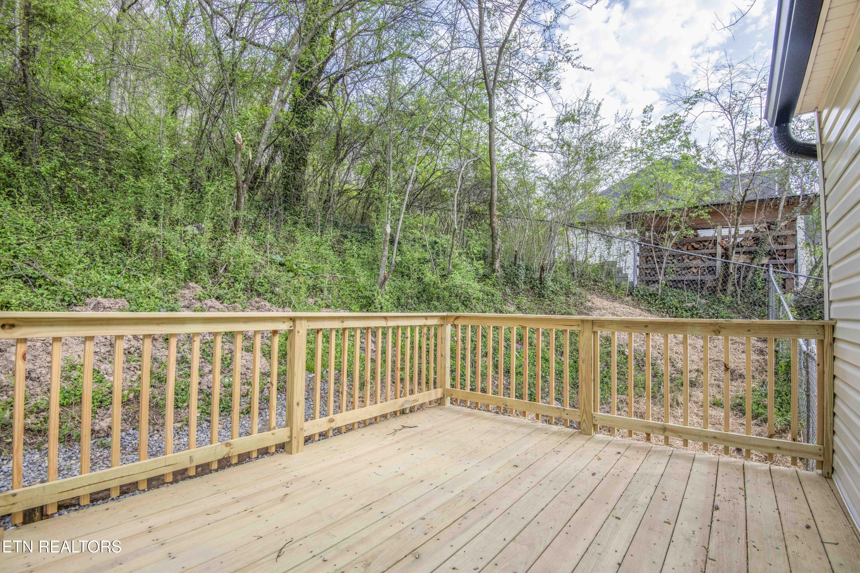 3221 Greenway Drive Knoxville TN 37918