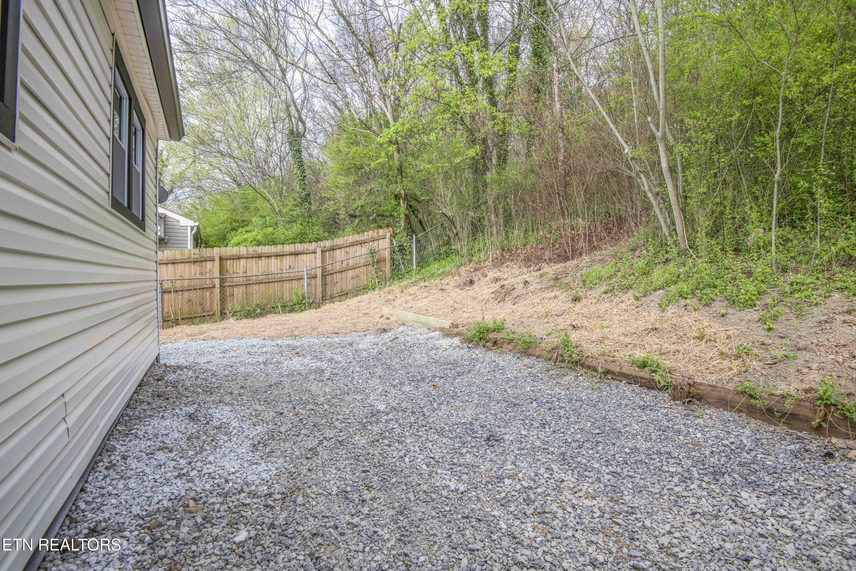3221 Greenway Drive Knoxville TN 37918