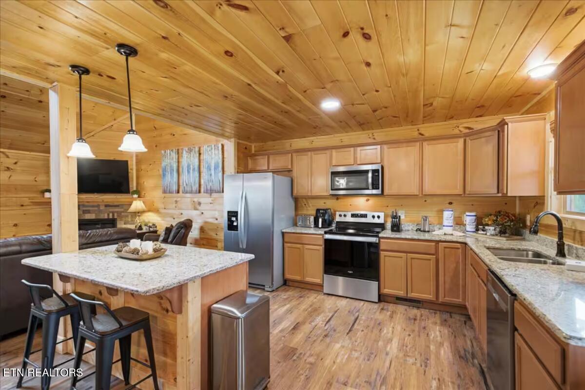 3213 Samuel Wear Drive Sevierville TN 37862