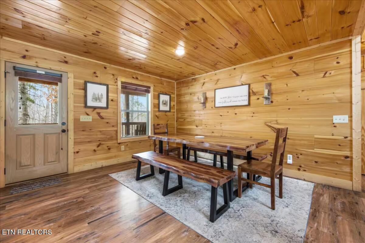 3213 Samuel Wear Drive Sevierville TN 37862