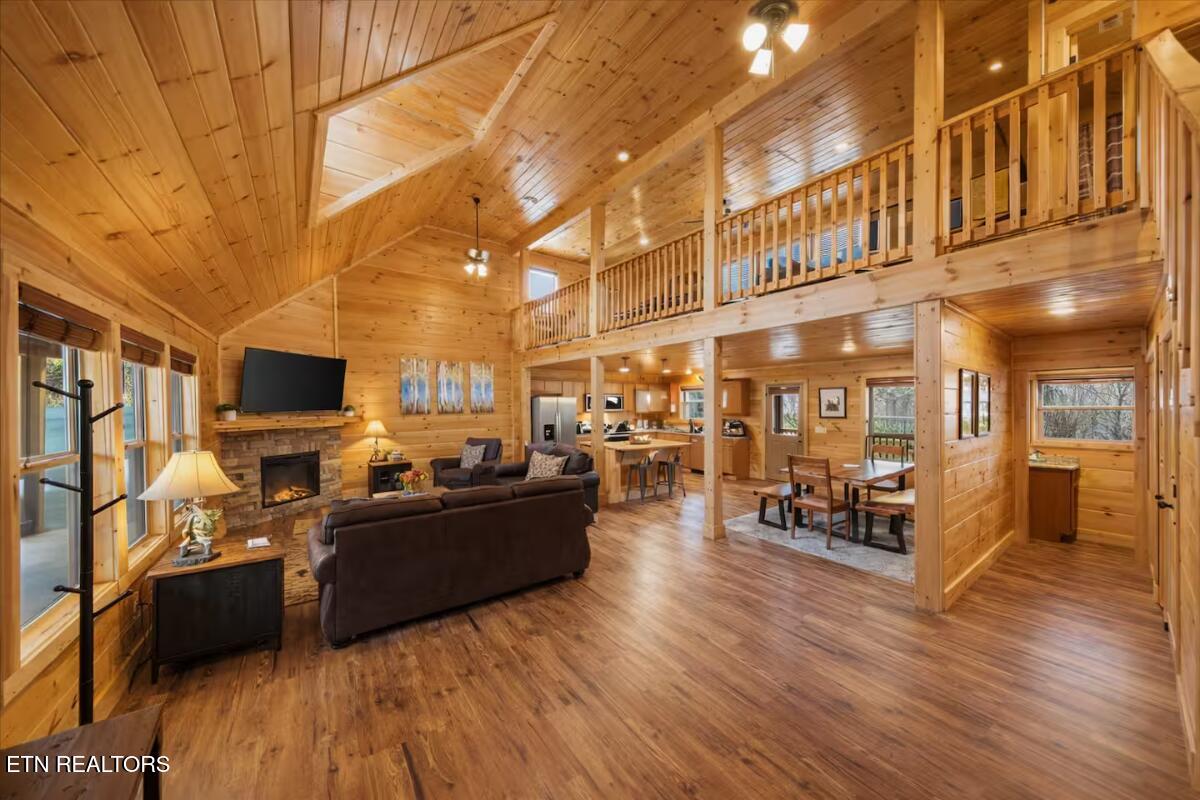 3213 Samuel Wear Drive Sevierville TN 37862
