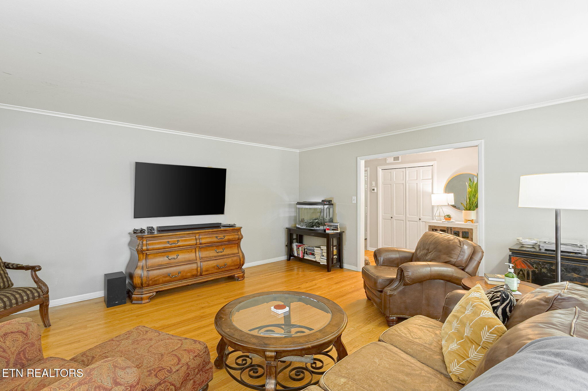 313 Forest Oak Drive Knoxville TN 37919