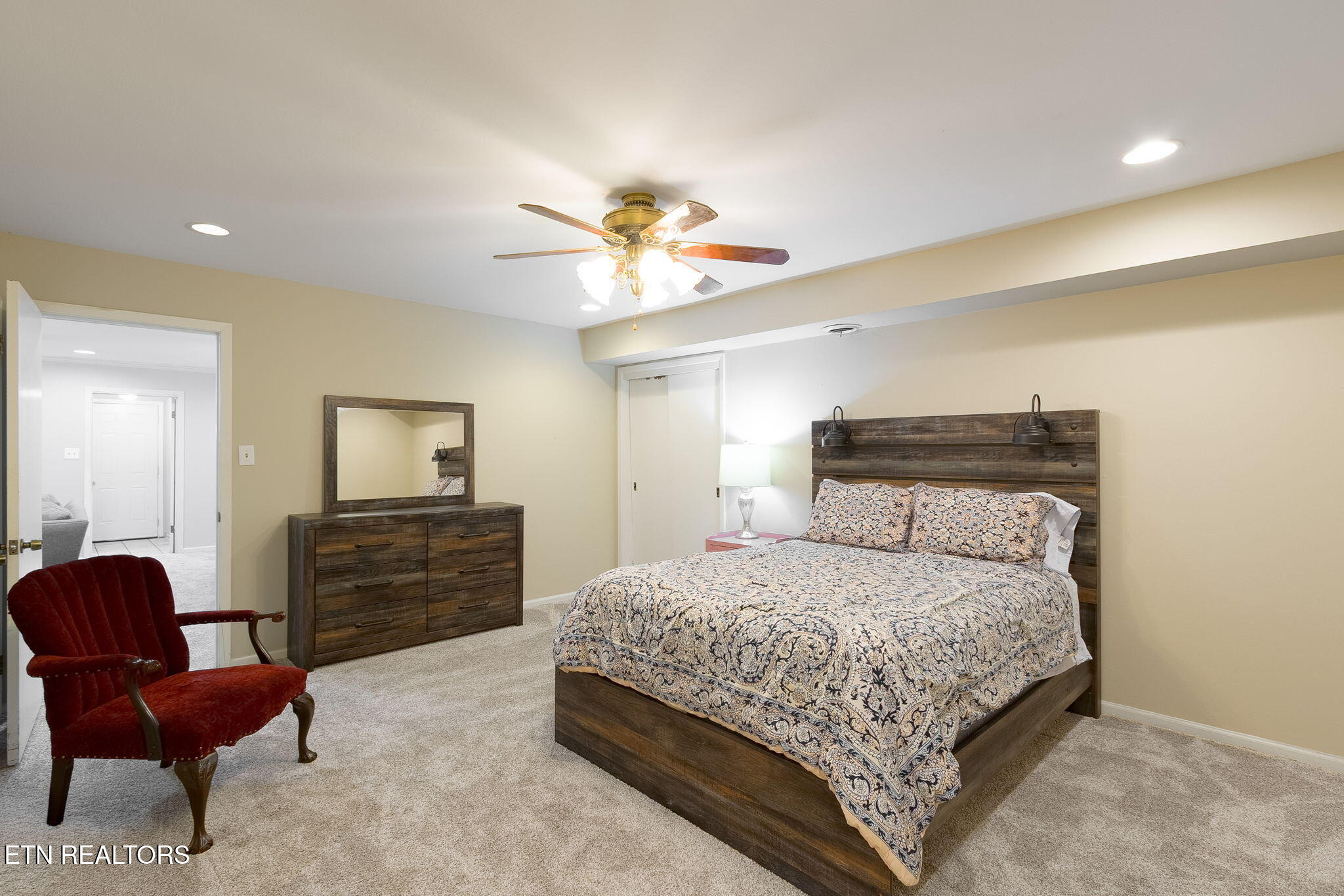 313 Forest Oak Drive Knoxville TN 37919