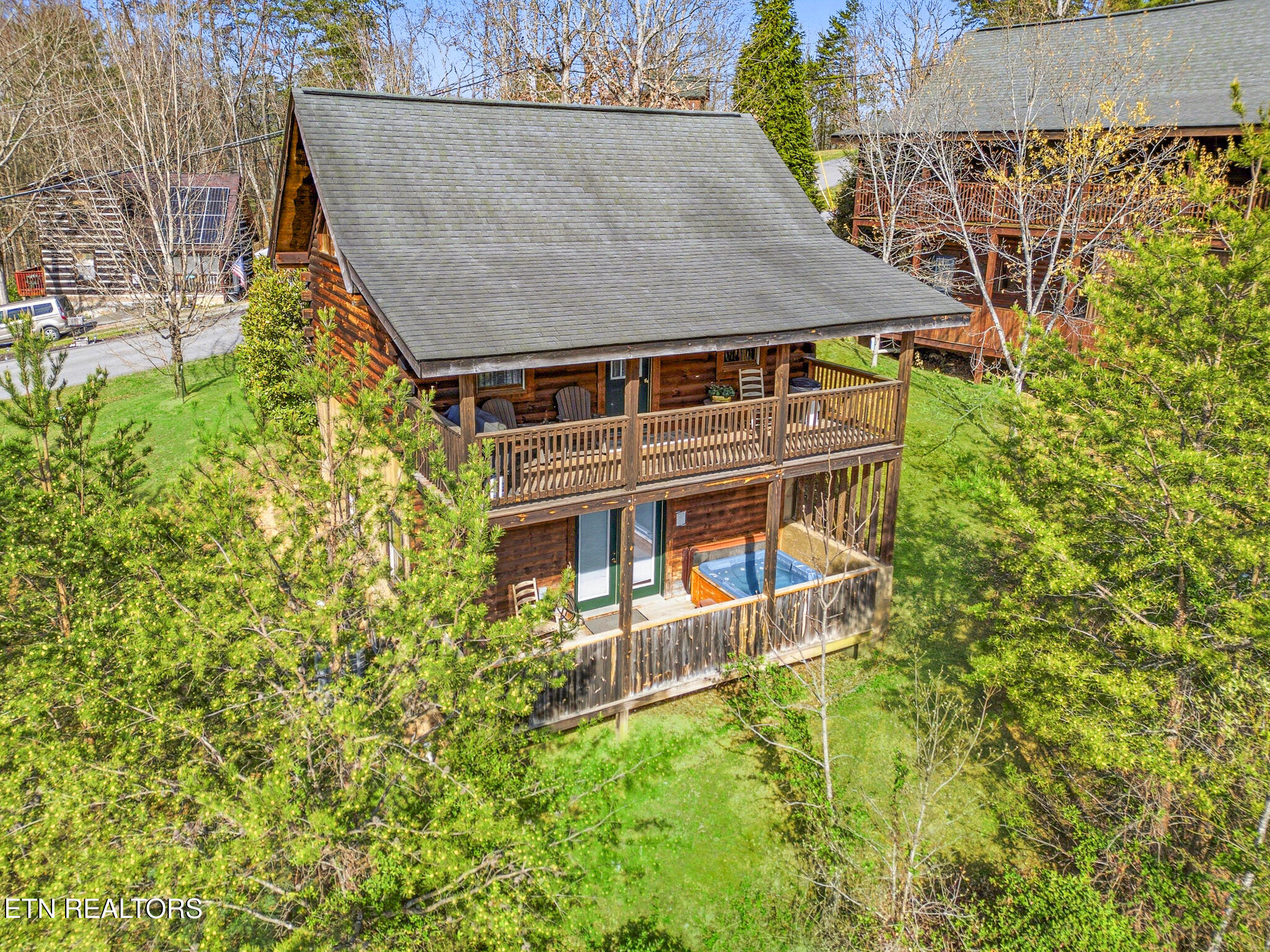 570 Country Oaks Drive Pigeon Forge TN 37863