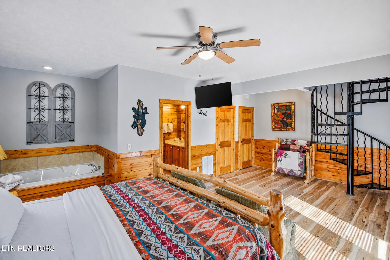570 Country Oaks Drive Pigeon Forge TN 37863