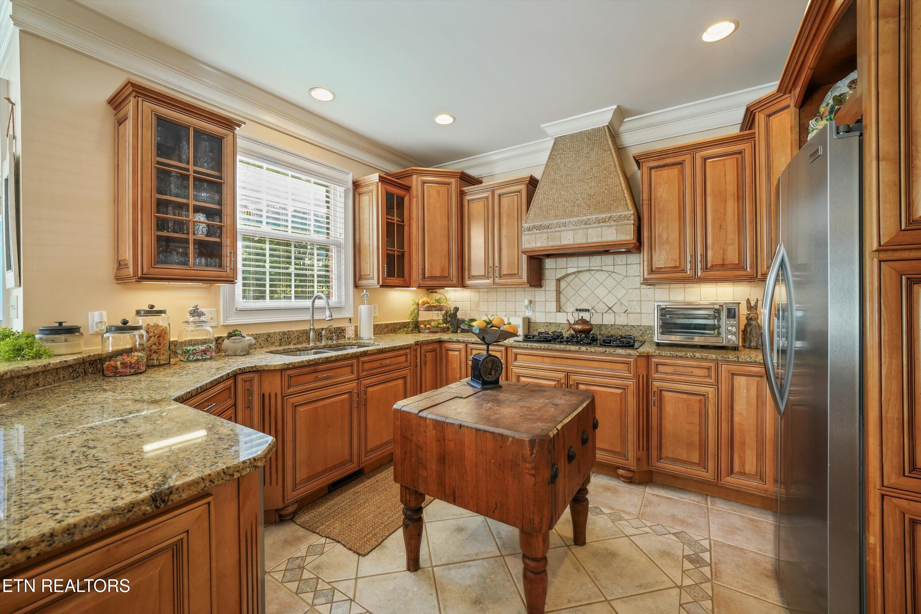 864 Oconnell Knoxville TN 37934