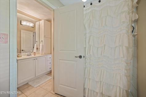 864 Oconnell Knoxville TN 37934