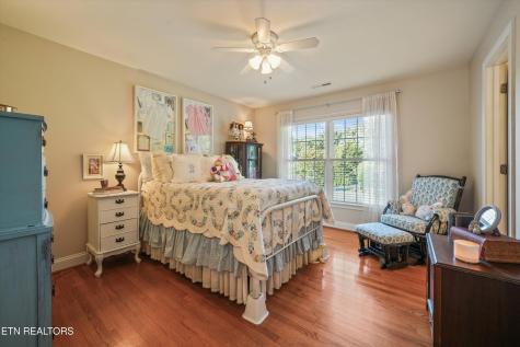864 Oconnell Knoxville TN 37934