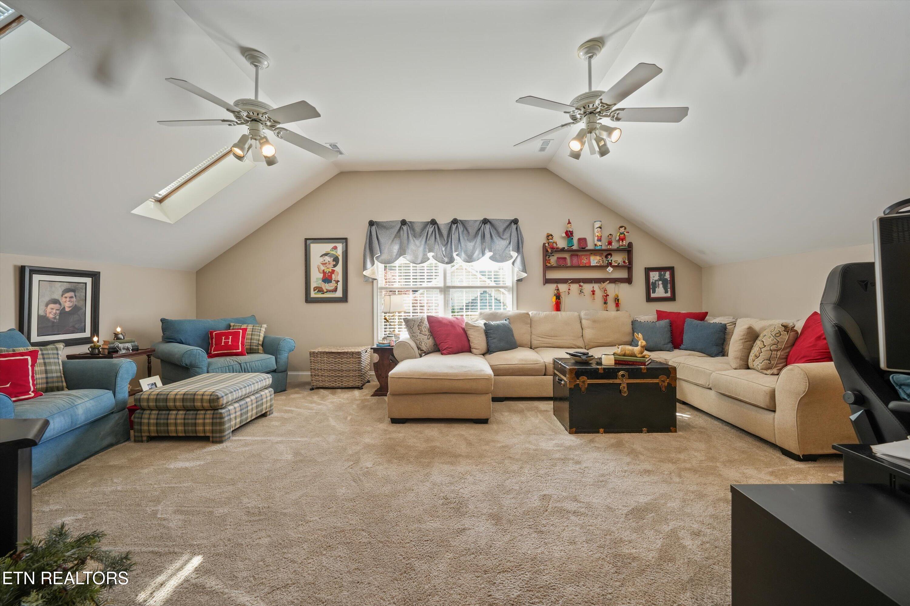 864 Oconnell Knoxville TN 37934