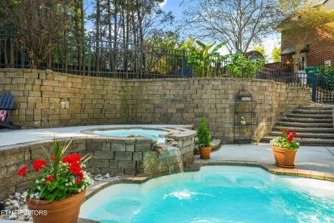 864 Oconnell Knoxville TN 37934