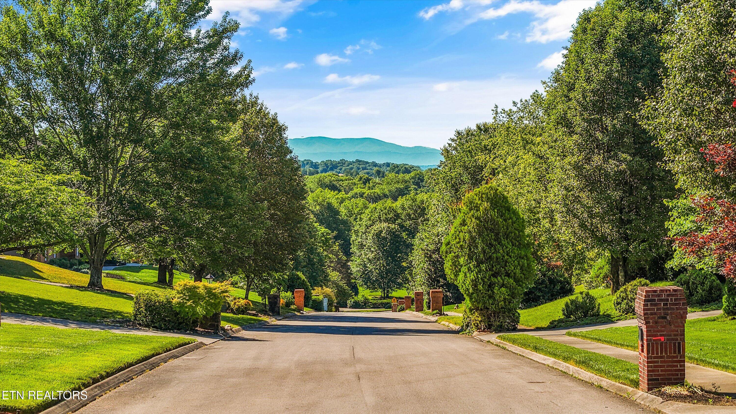 864 Oconnell Knoxville TN 37934