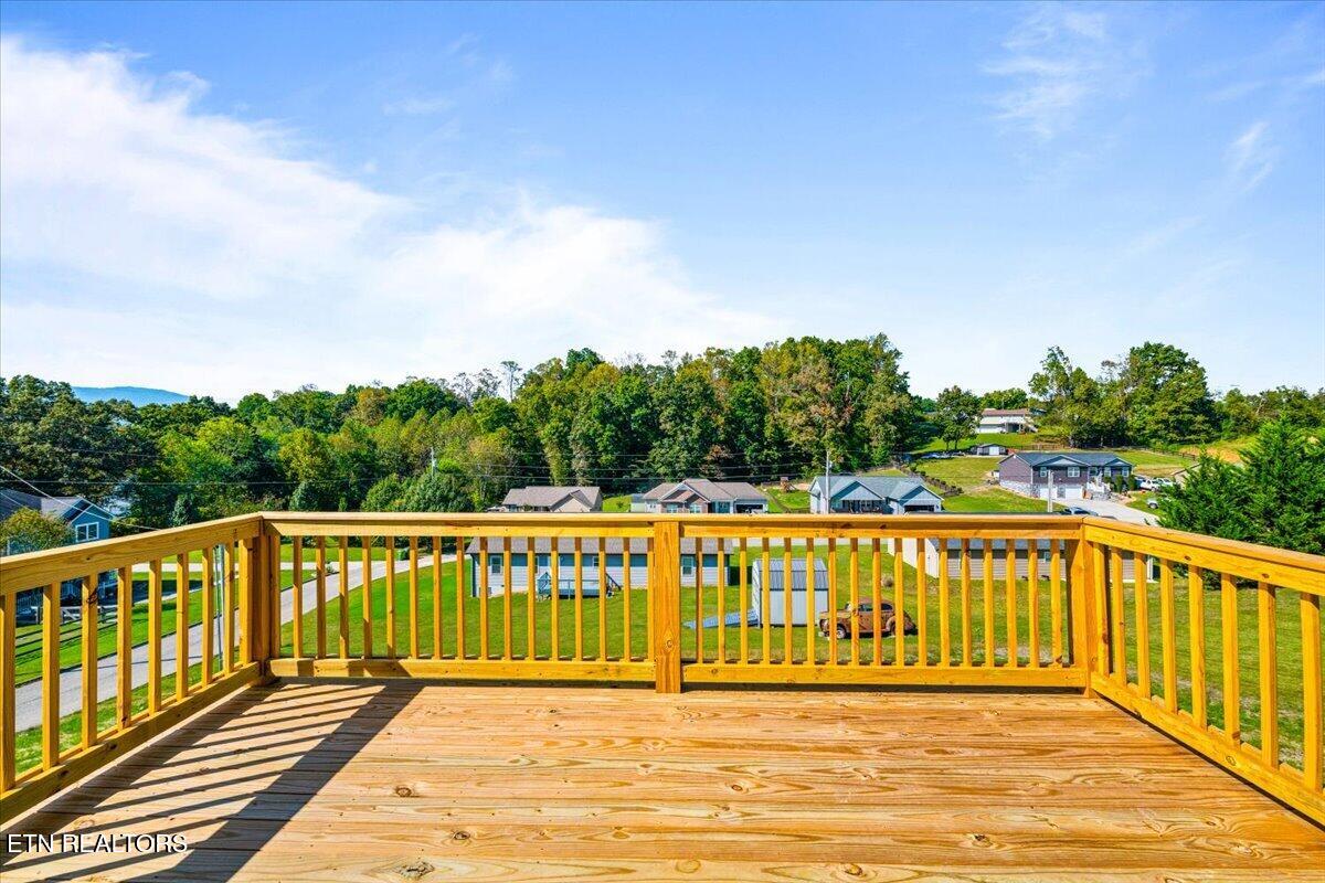 172 Storm Lane Jacksboro TN 37757