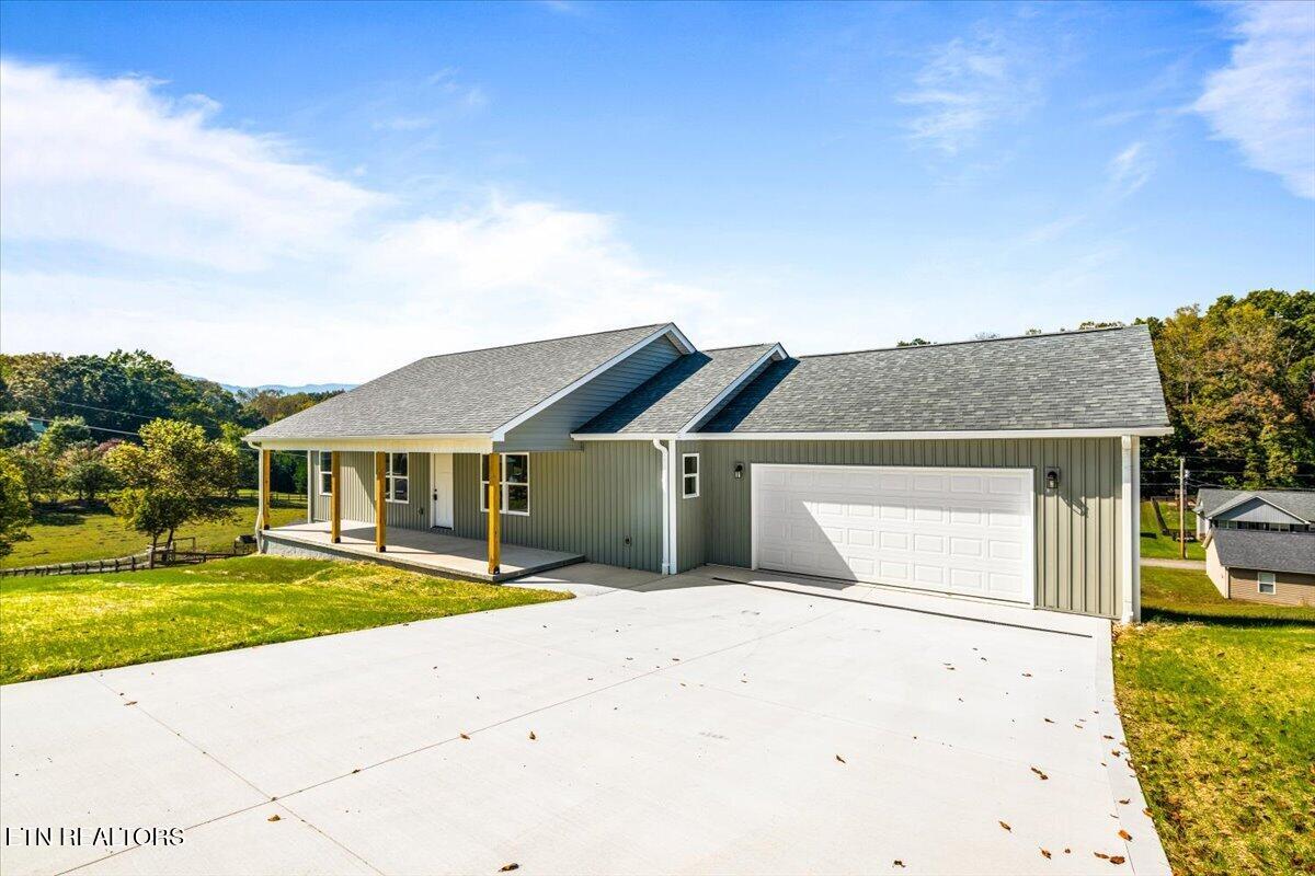 172 Storm Lane Jacksboro TN 37757