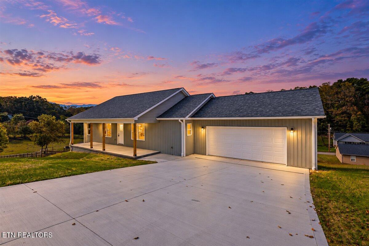 172 Storm Lane Jacksboro TN 37757