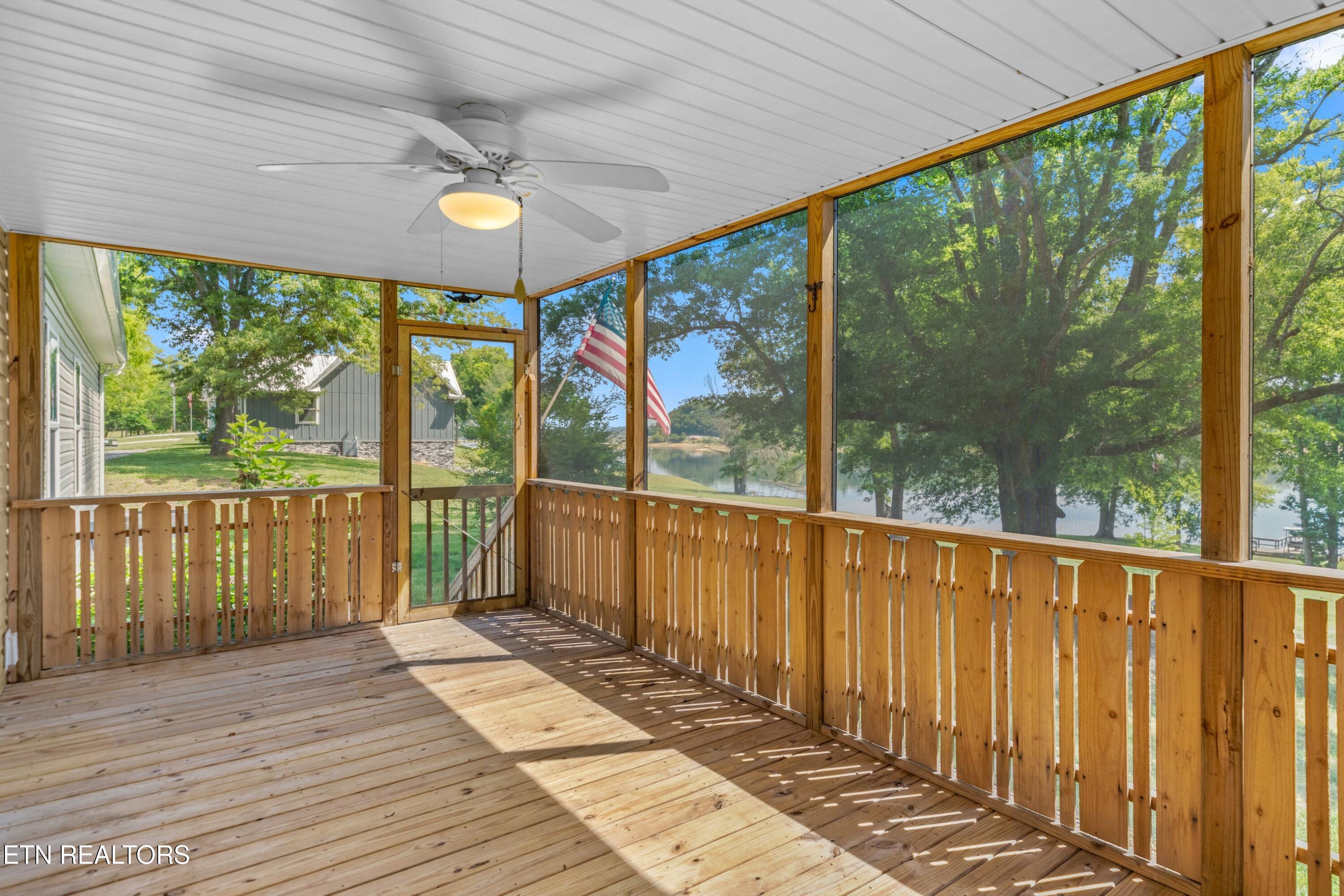 860 Harrison Ferry Road Baneberry TN 37890