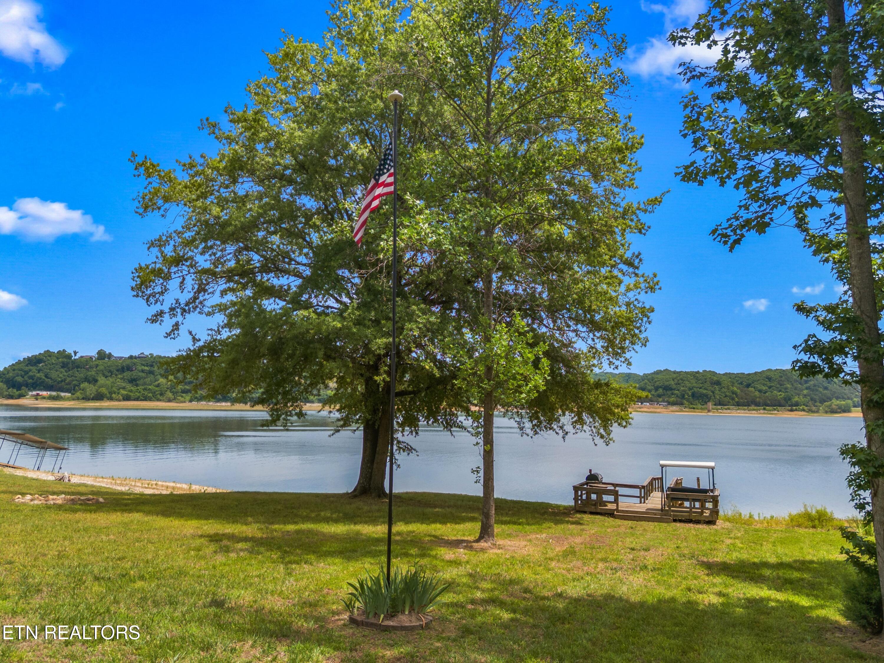 860 Harrison Ferry Road Baneberry TN 37890