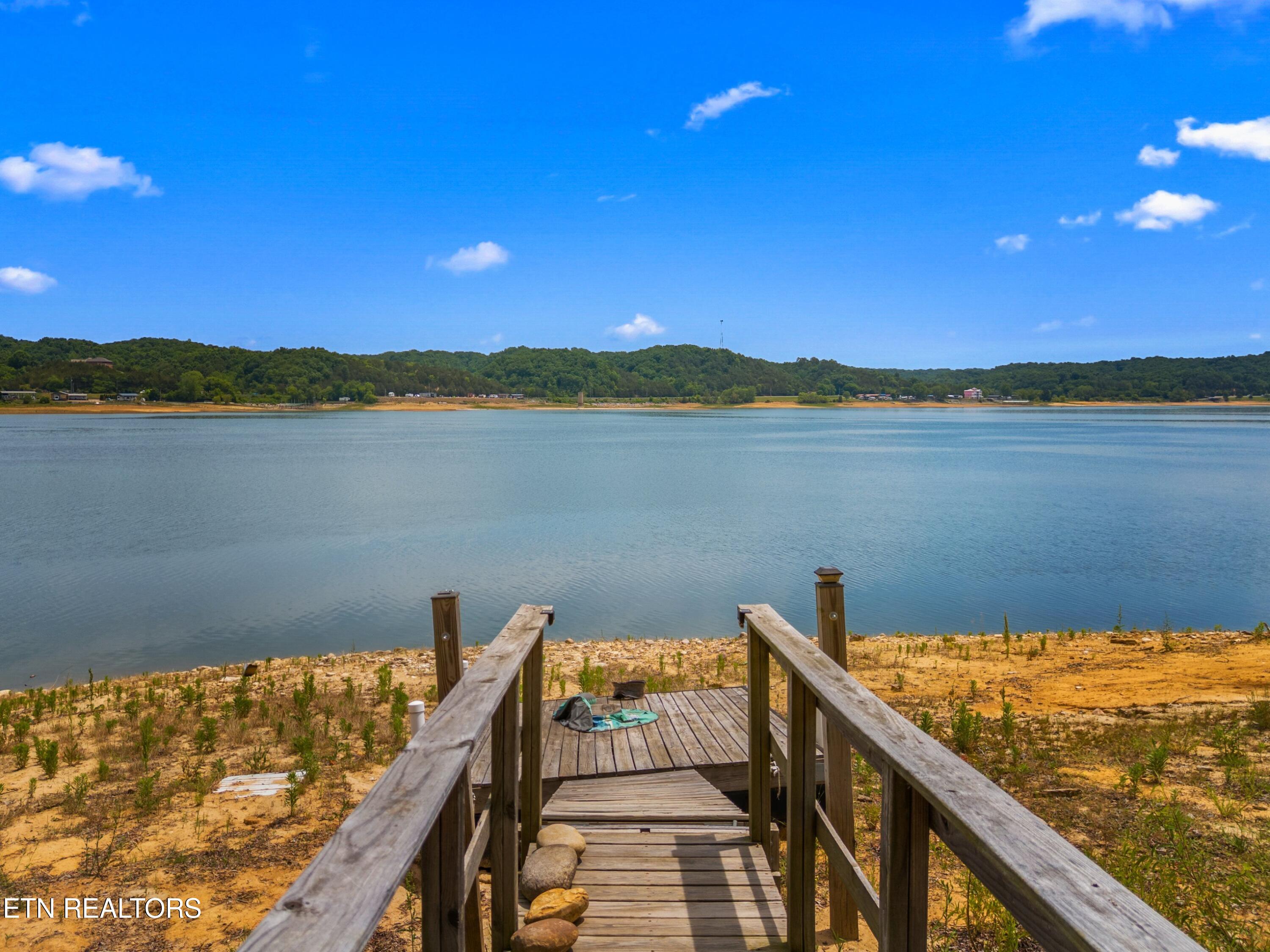 860 Harrison Ferry Road Baneberry TN 37890