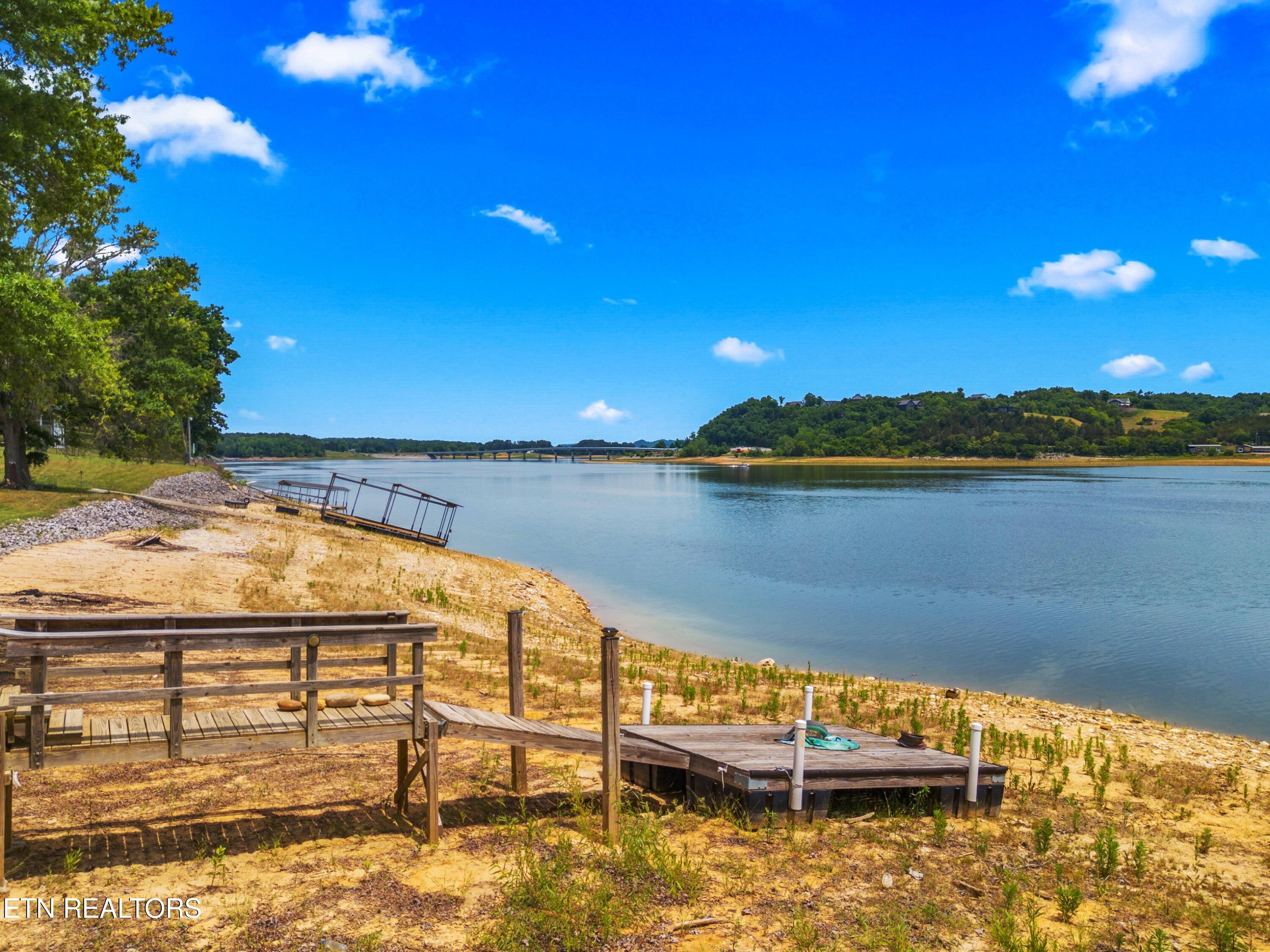 860 Harrison Ferry Road Baneberry TN 37890