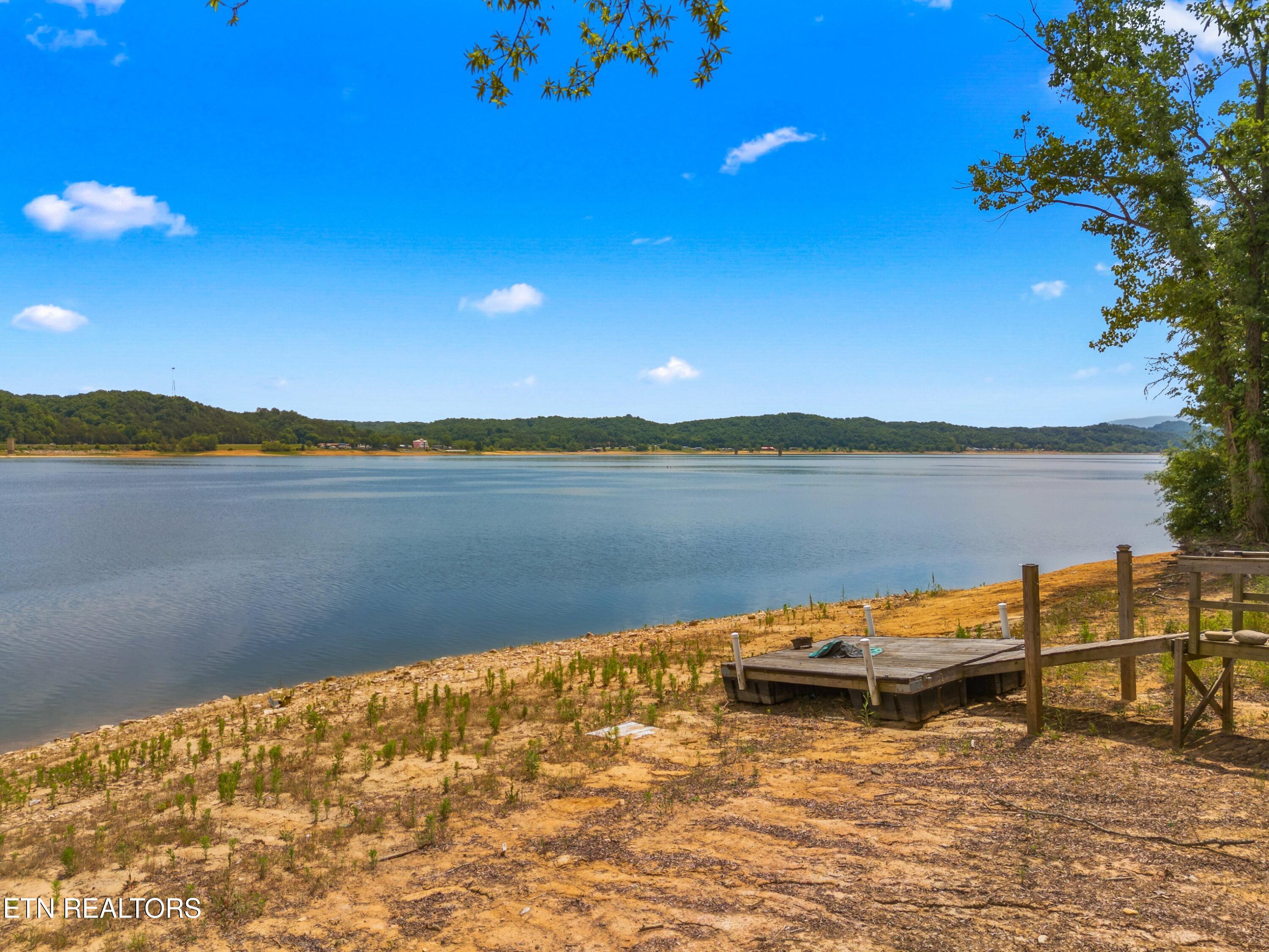 860 Harrison Ferry Road Baneberry TN 37890