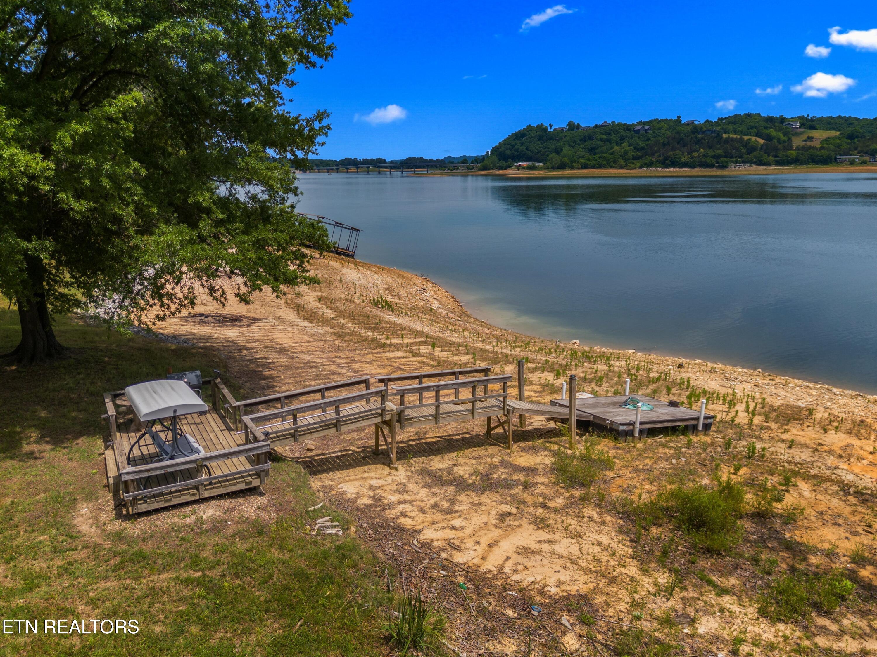 860 Harrison Ferry Road Baneberry TN 37890