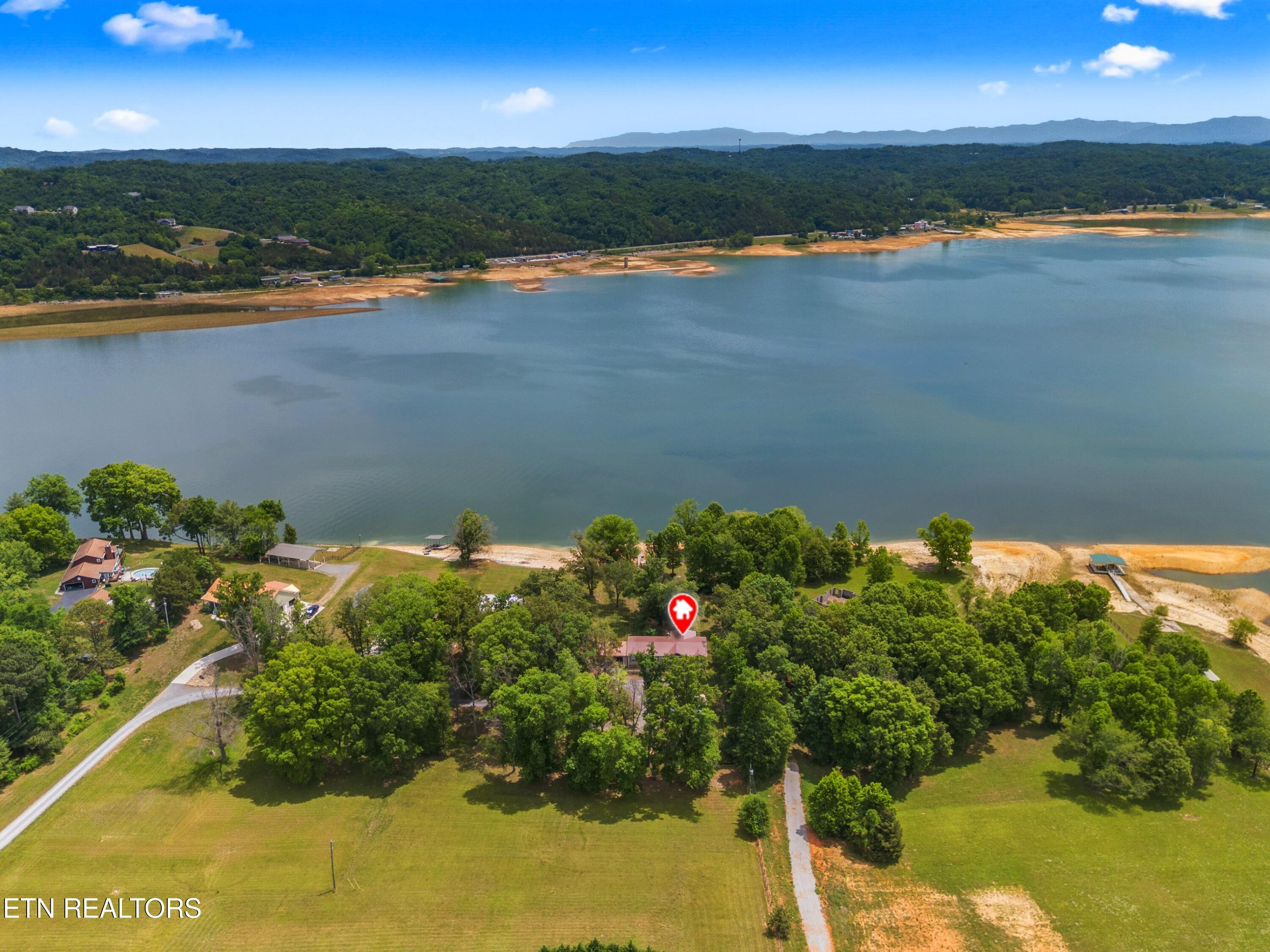 860 Harrison Ferry Road Baneberry TN 37890