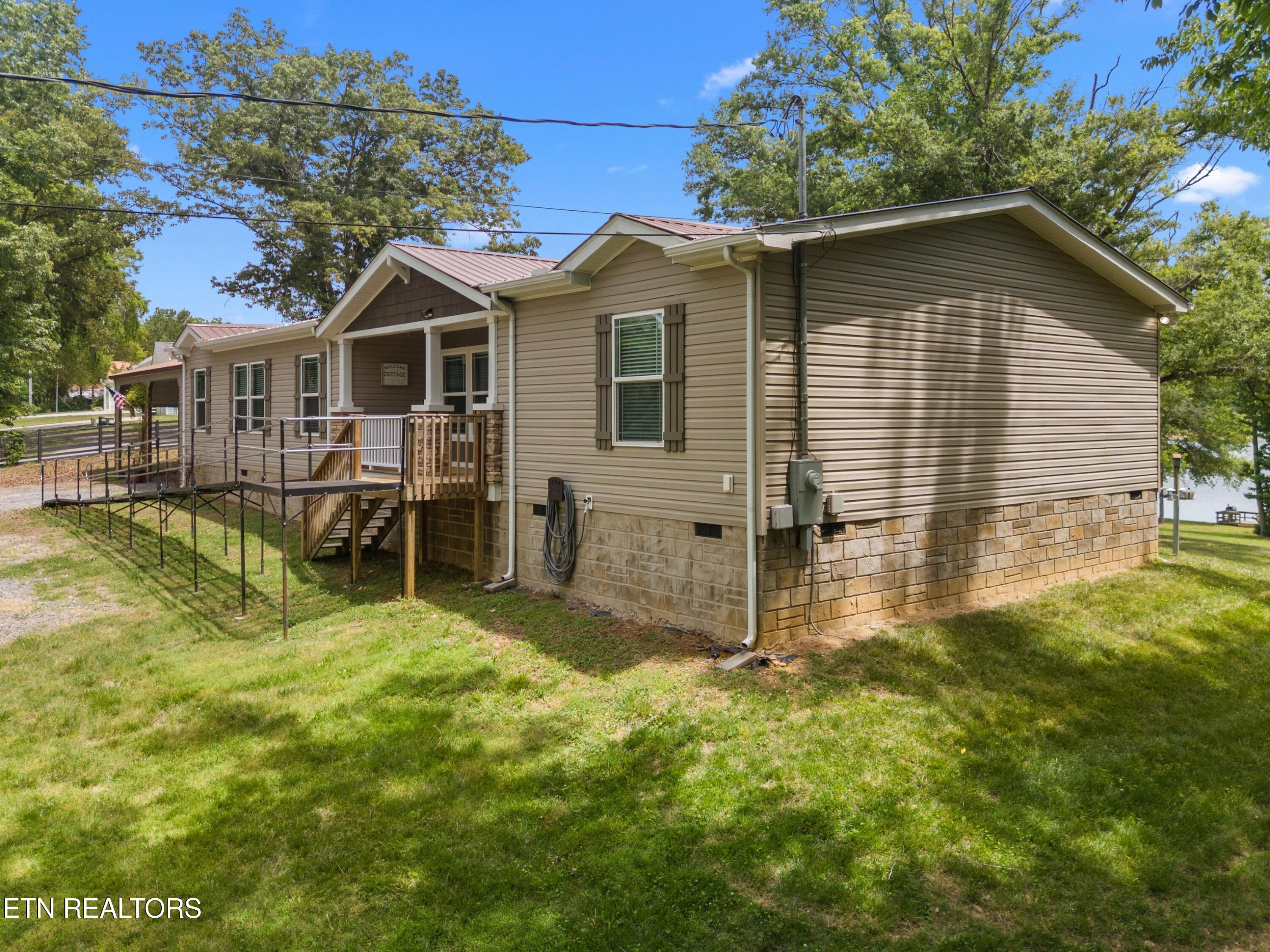 860 Harrison Ferry Road Baneberry TN 37890