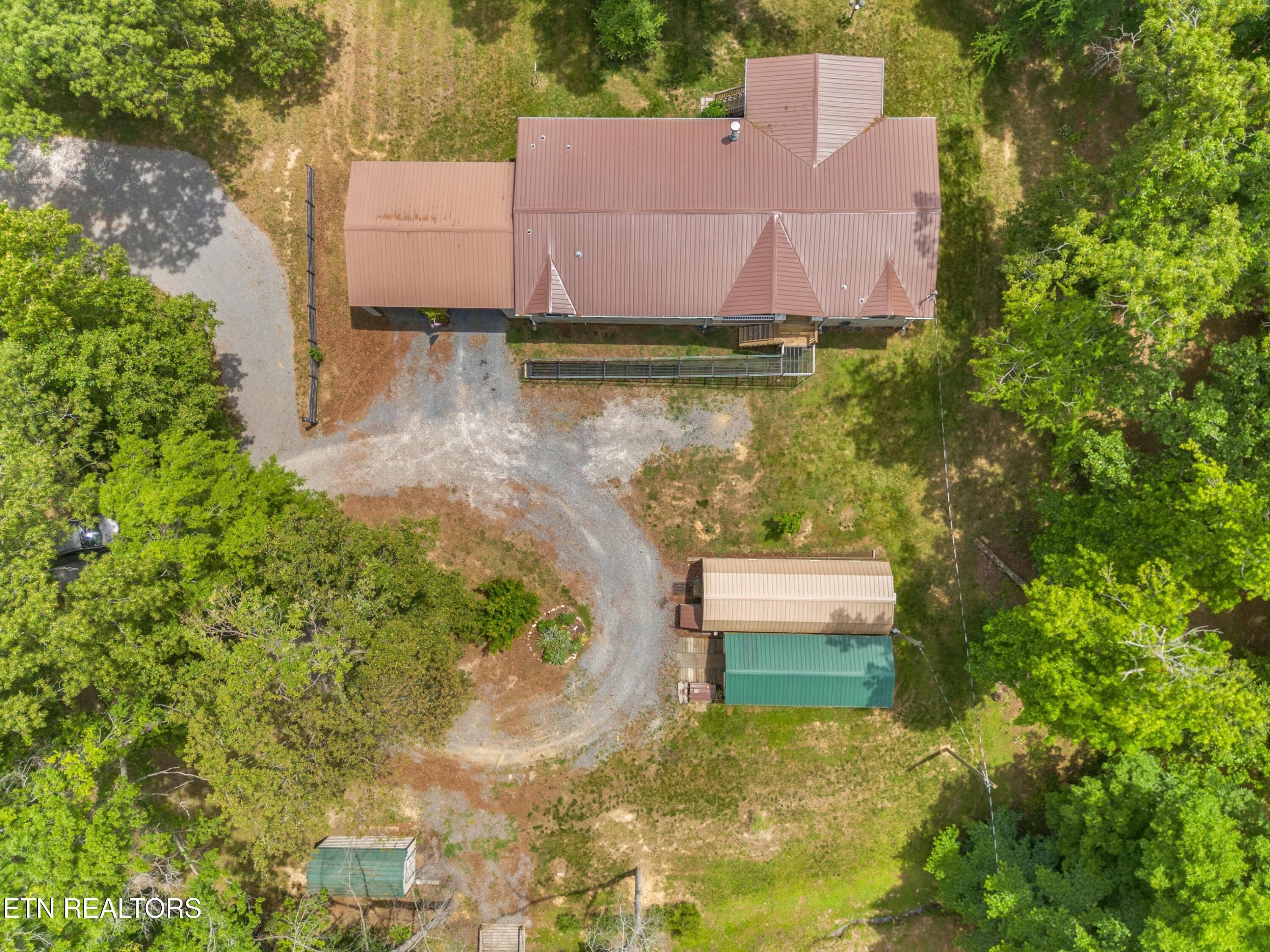 860 Harrison Ferry Road Baneberry TN 37890