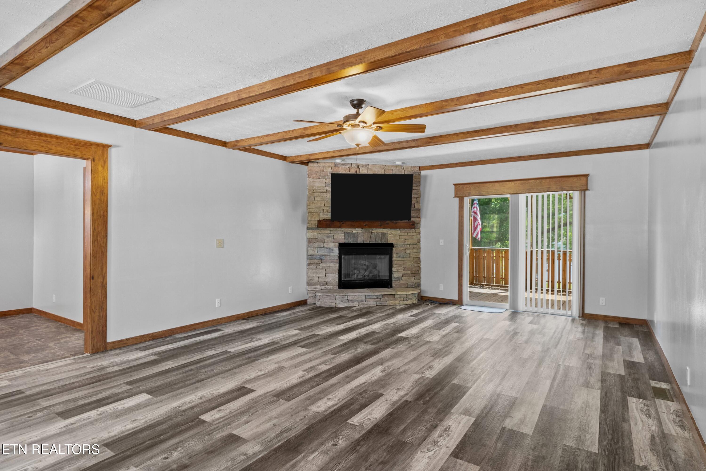 860 Harrison Ferry Road Baneberry TN 37890