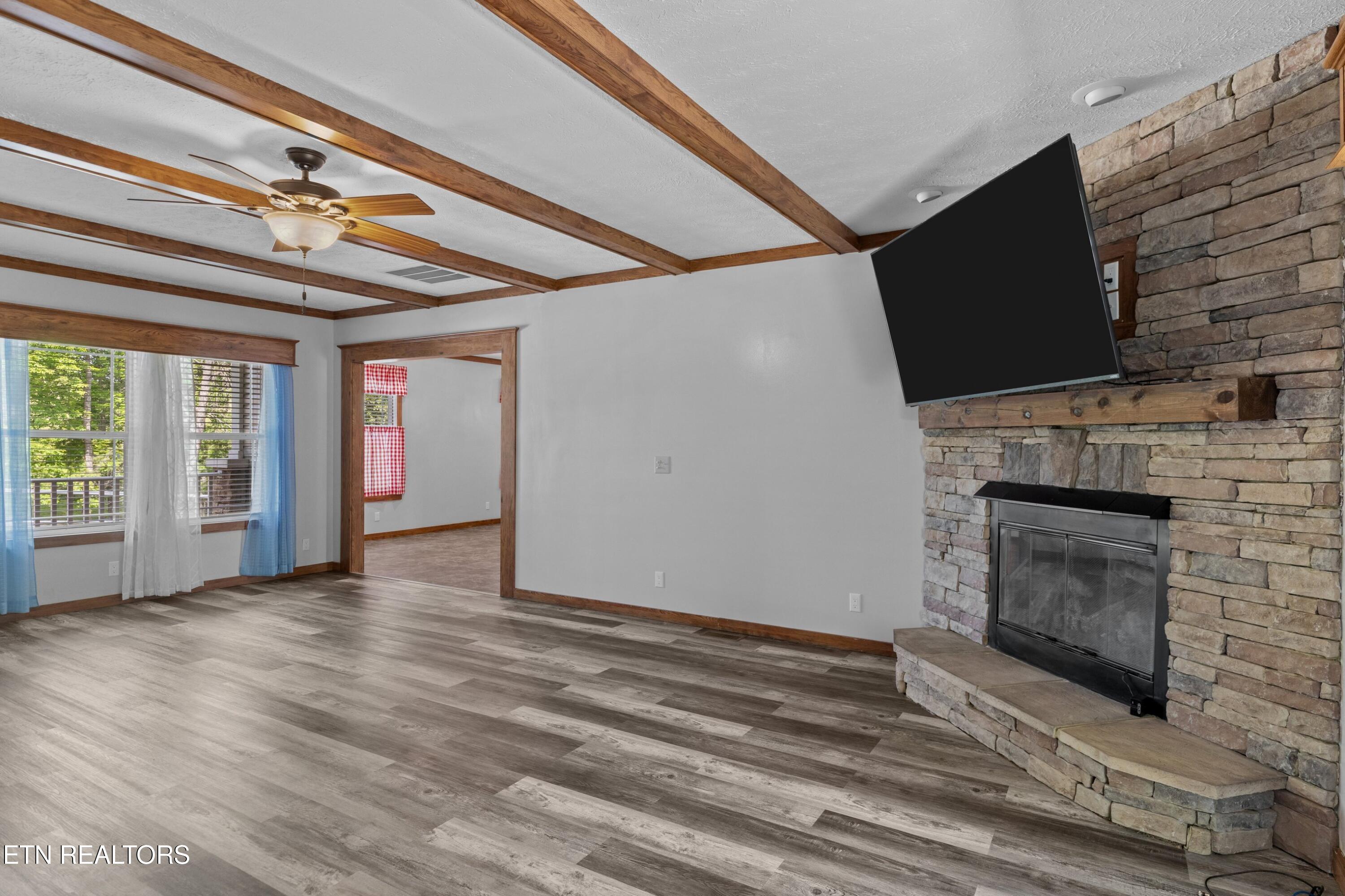 860 Harrison Ferry Road Baneberry TN 37890