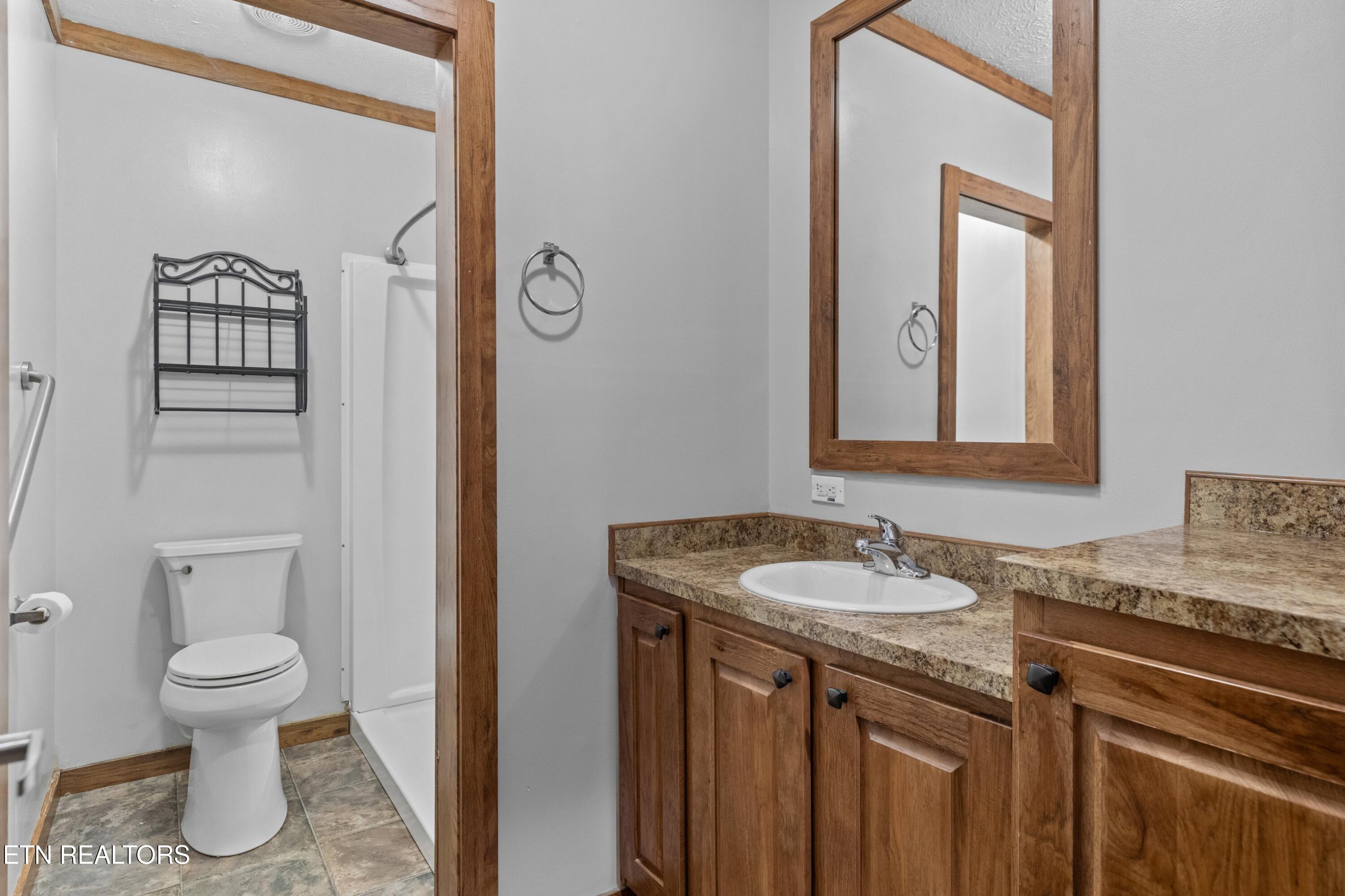 860 Harrison Ferry Road Baneberry TN 37890