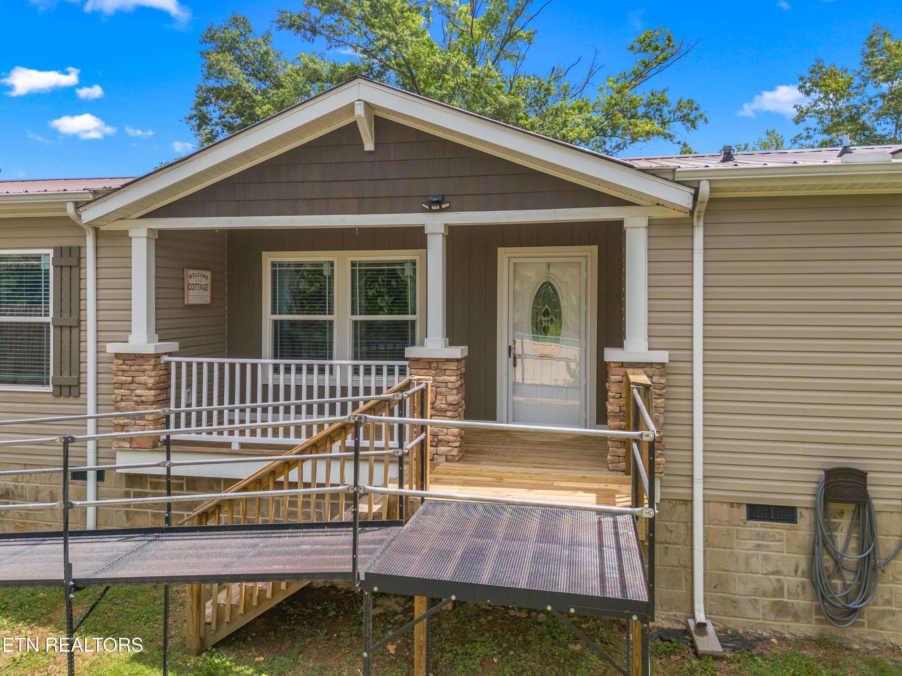 860 Harrison Ferry Road Baneberry TN 37890