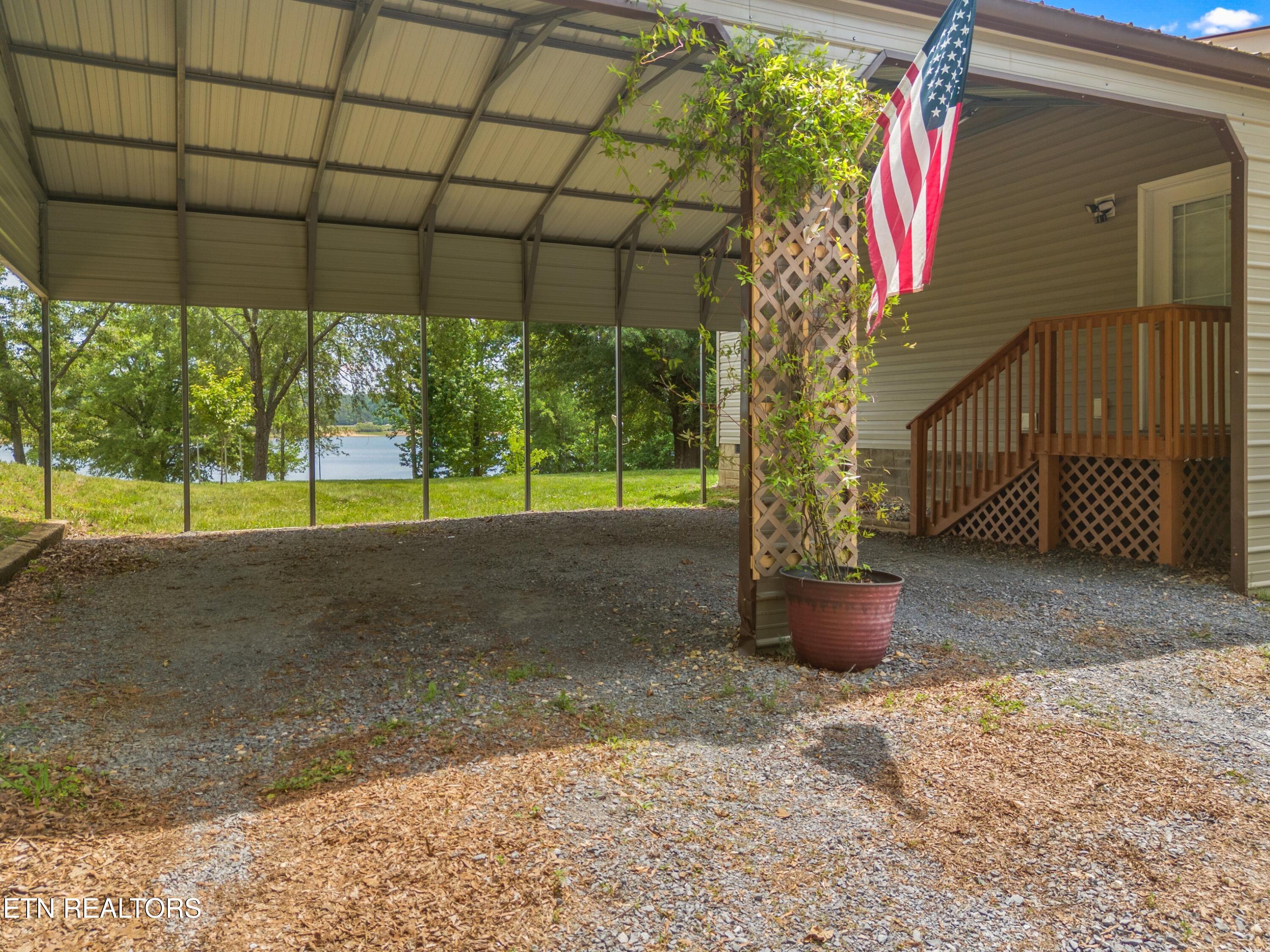 860 Harrison Ferry Road Baneberry TN 37890