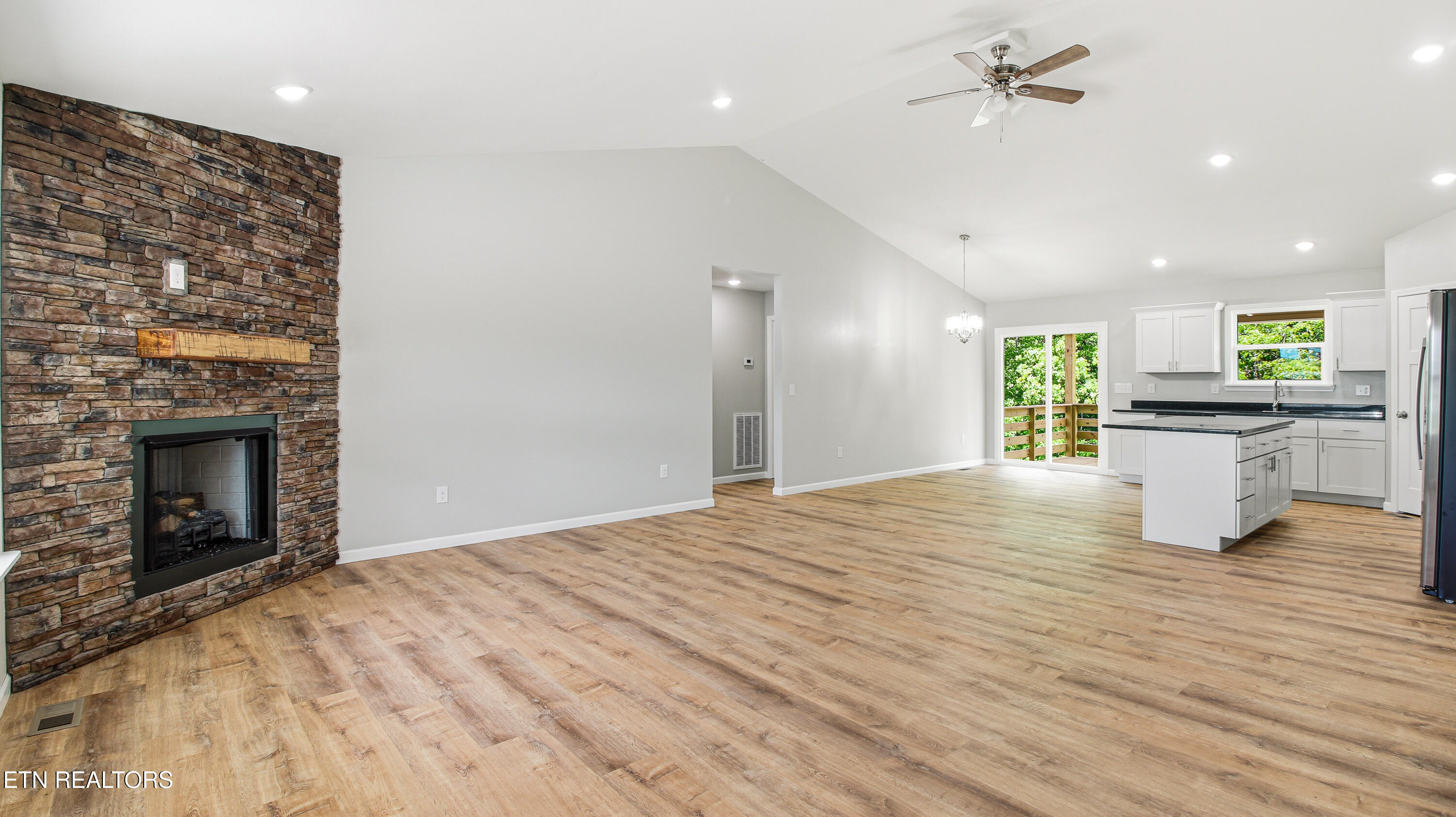 148 Vista Court Oliver Springs TN 37840