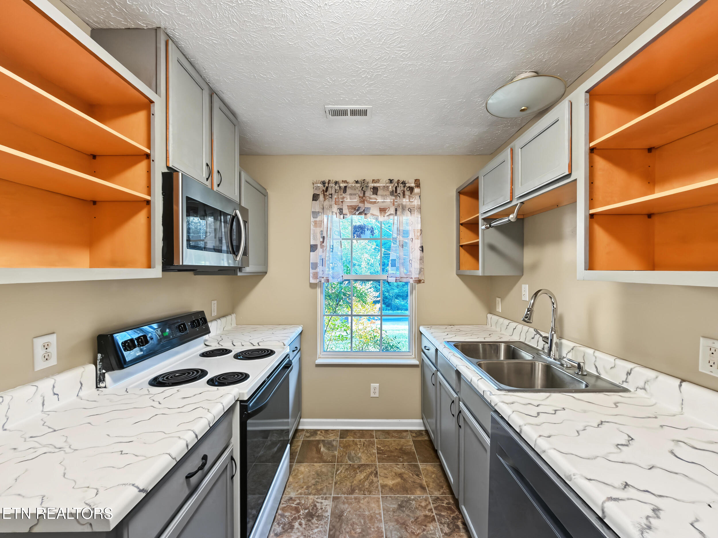 130 W Melissa Dawn Lane Maynardville TN 37807